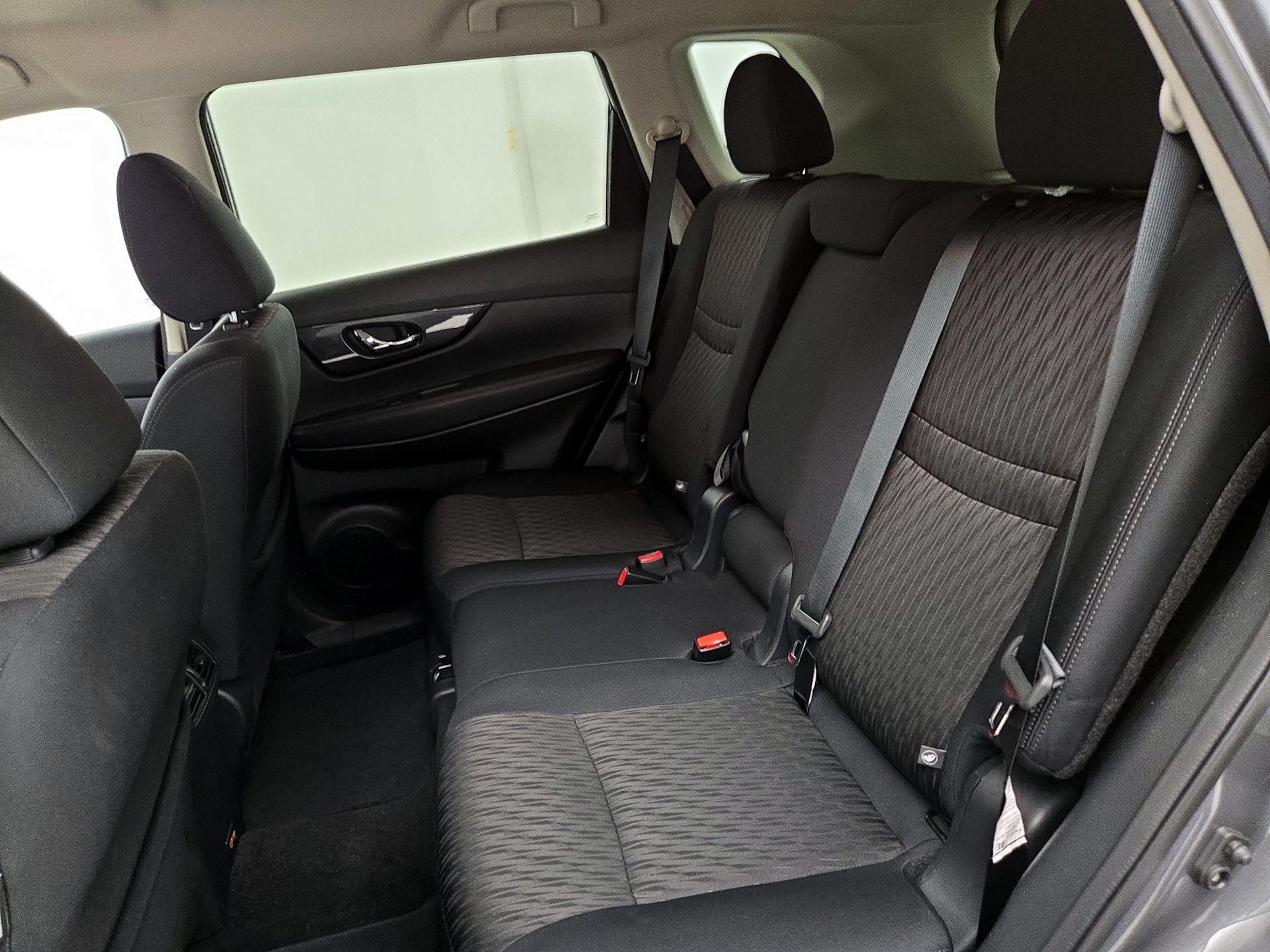 Thumbnail: 2019 Nissan Rogue - 20