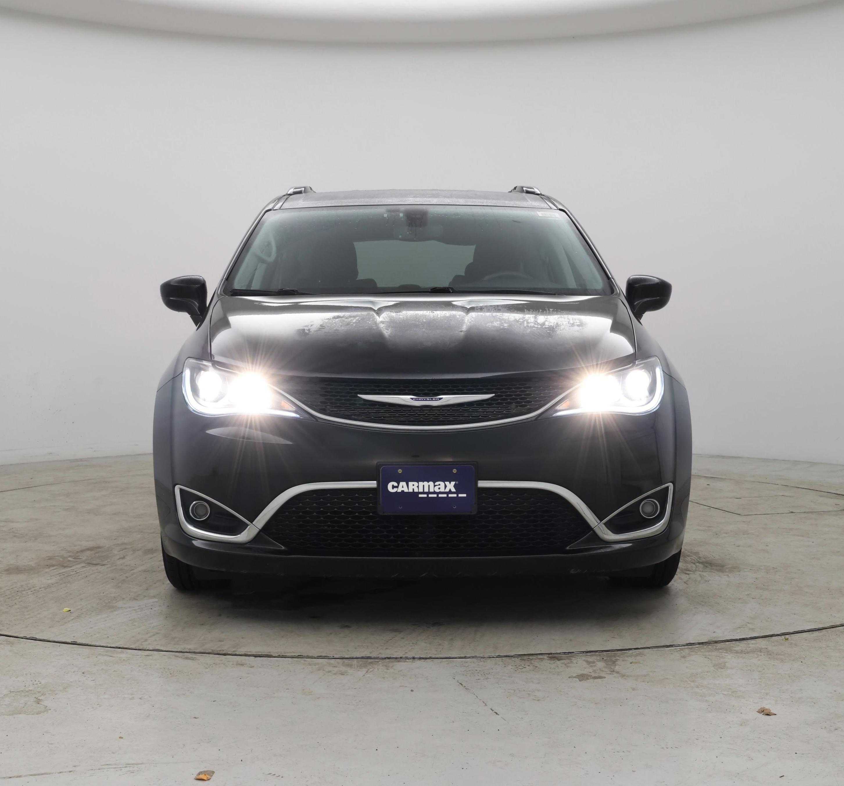Thumbnail: 2020 Chrysler Pacifica - 5