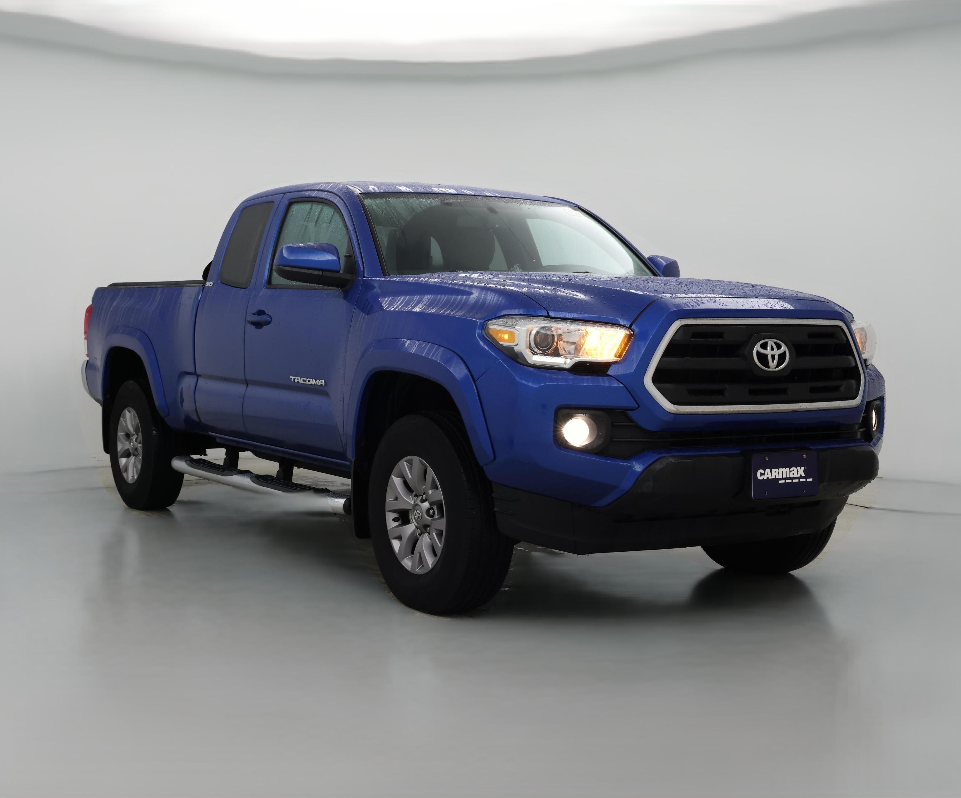 Thumbnail: 2017 Toyota Tacoma - 1