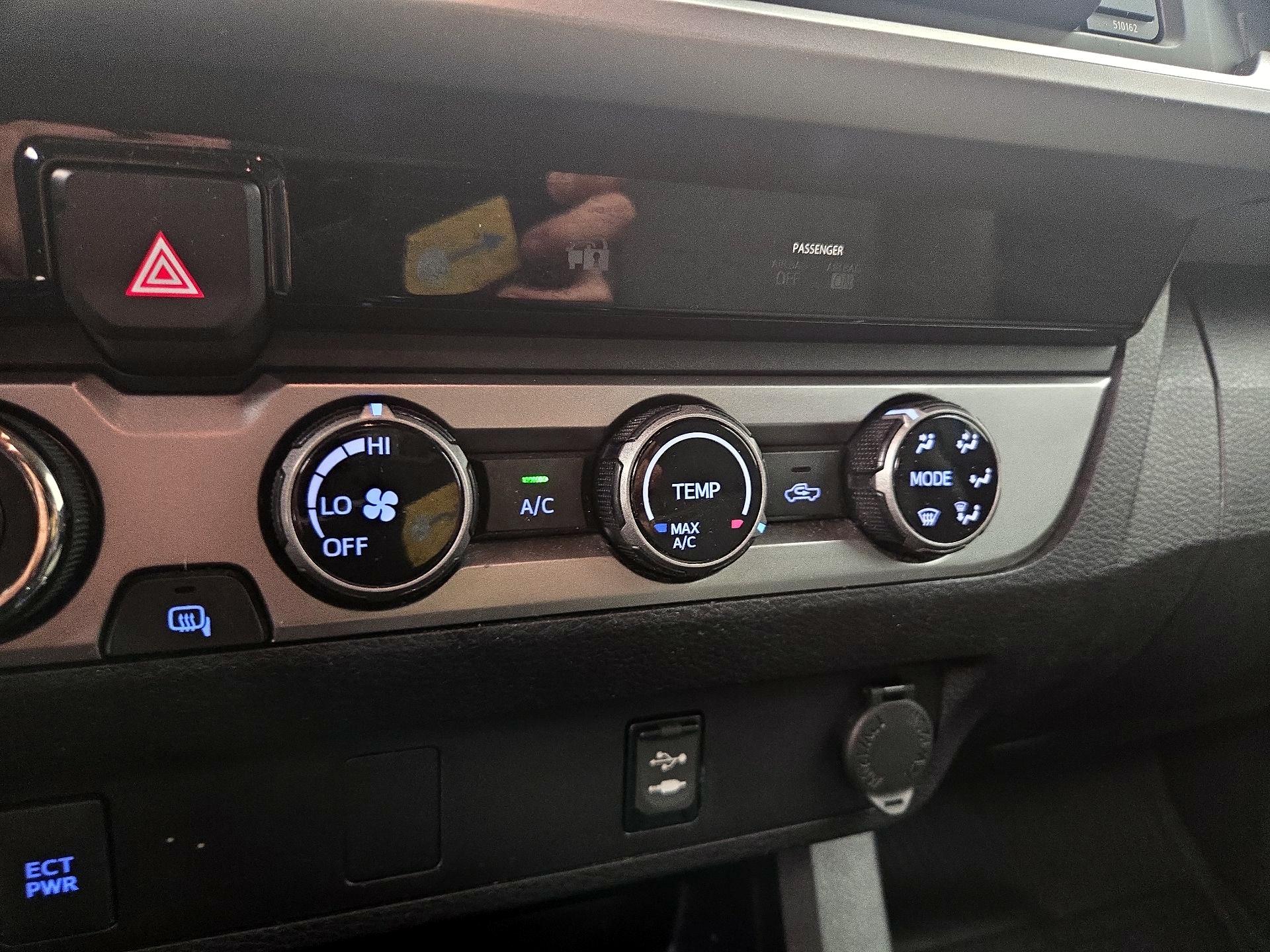 Thumbnail: 2017 Toyota Tacoma - 16