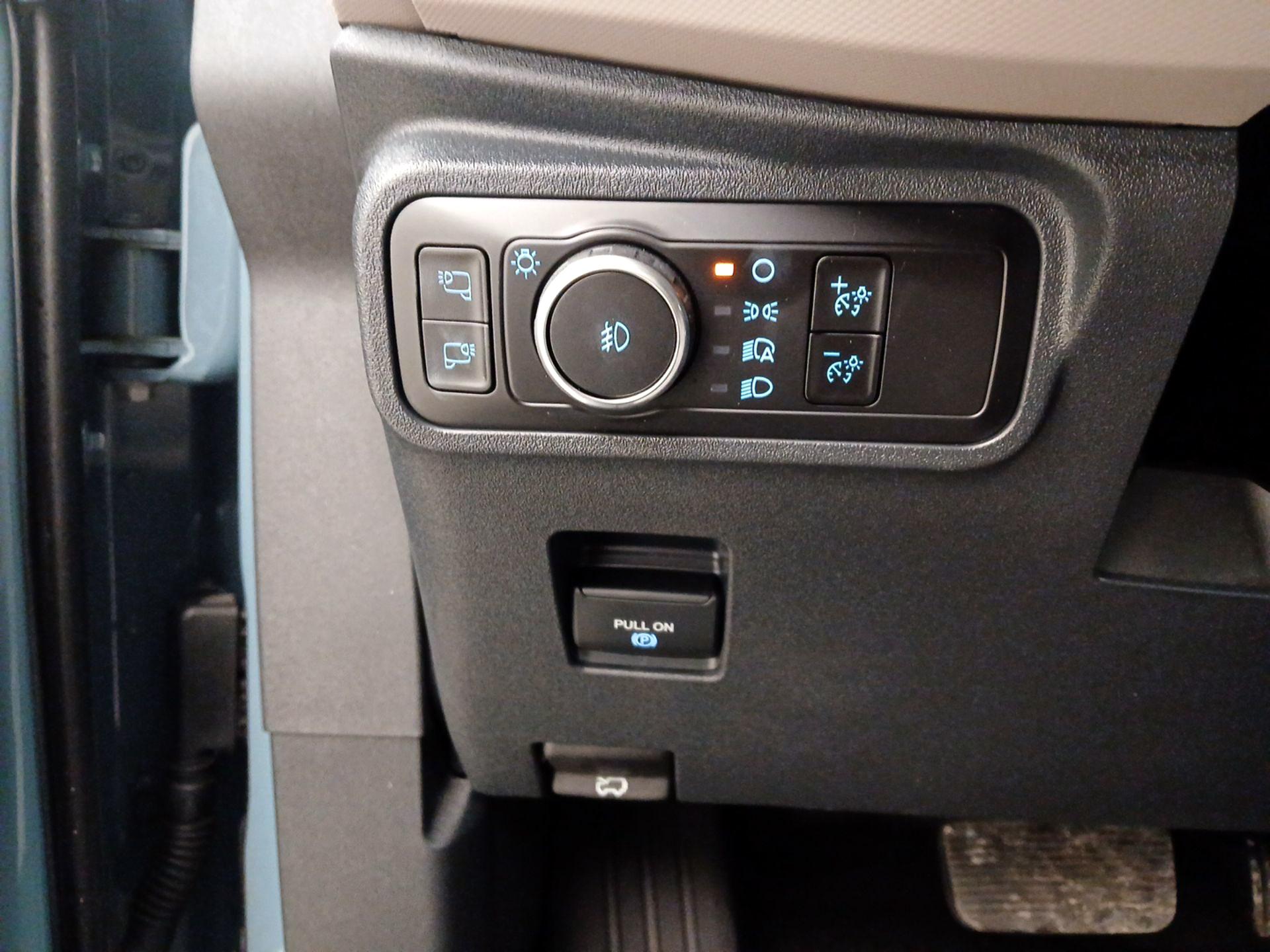 Thumbnail: 2023 Ford Bronco - 13