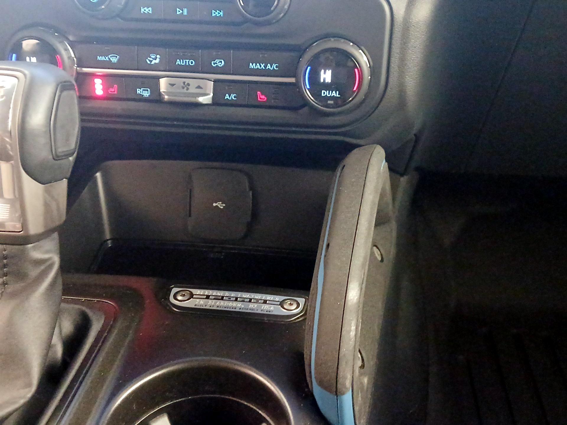 Thumbnail: 2023 Ford Bronco - 19