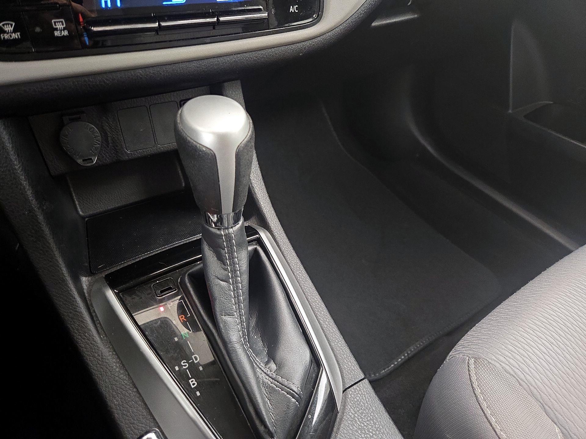 Thumbnail: 2019 Toyota Corolla - 17