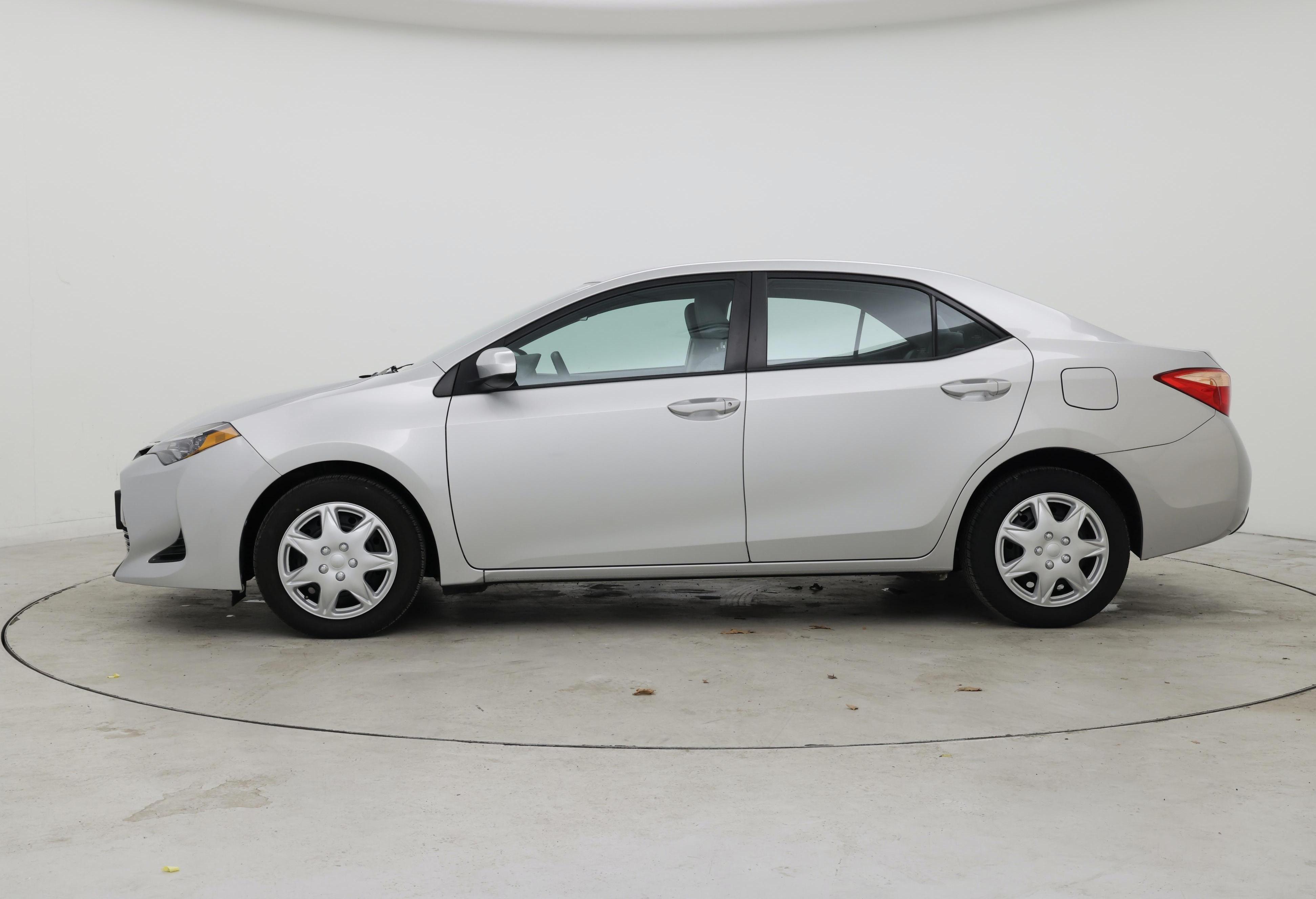 Thumbnail: 2019 Toyota Corolla - 3