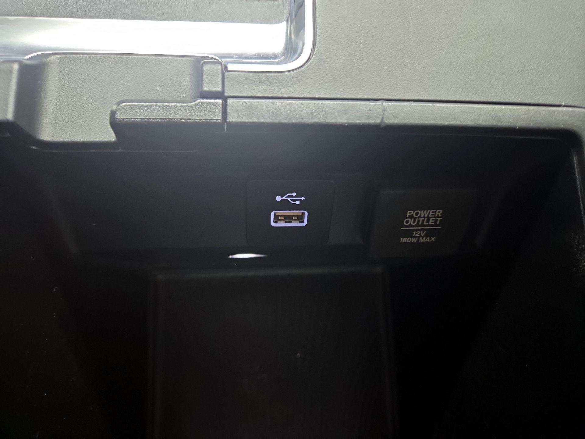 Thumbnail: 2024 Acura MDX - 19