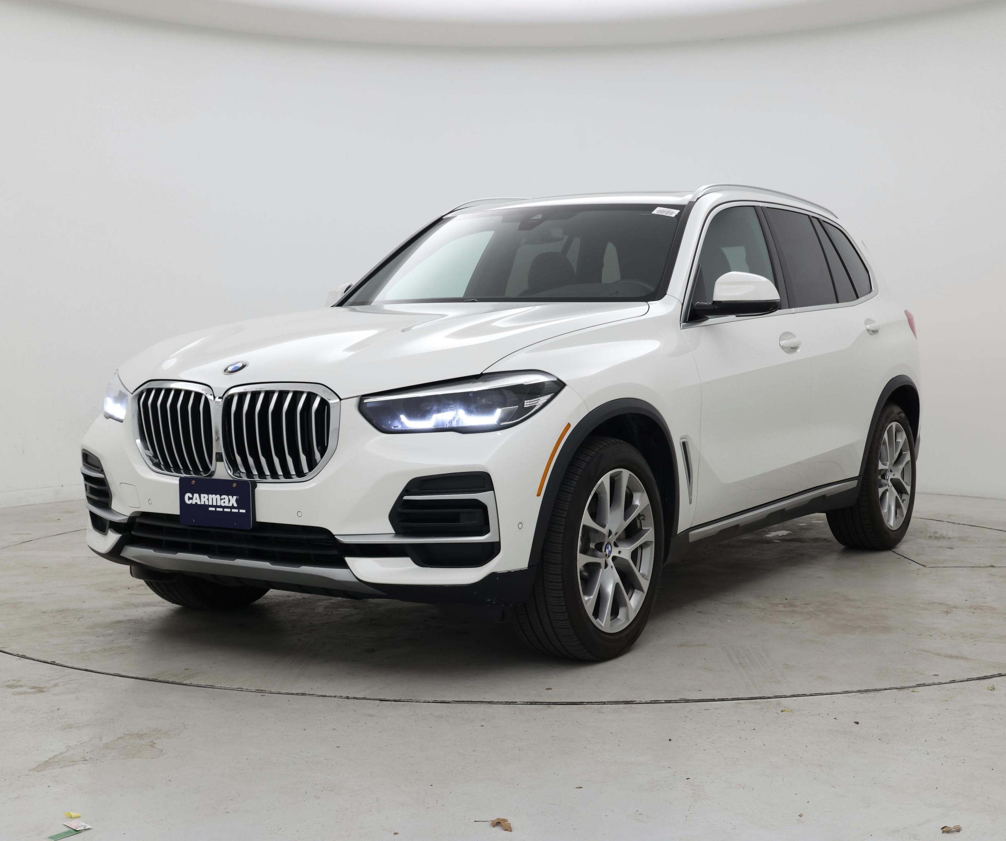 Thumbnail: 2023 BMW X5 - 4