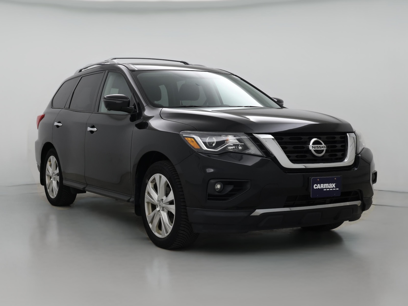 2018 Nissan Pathfinder SL