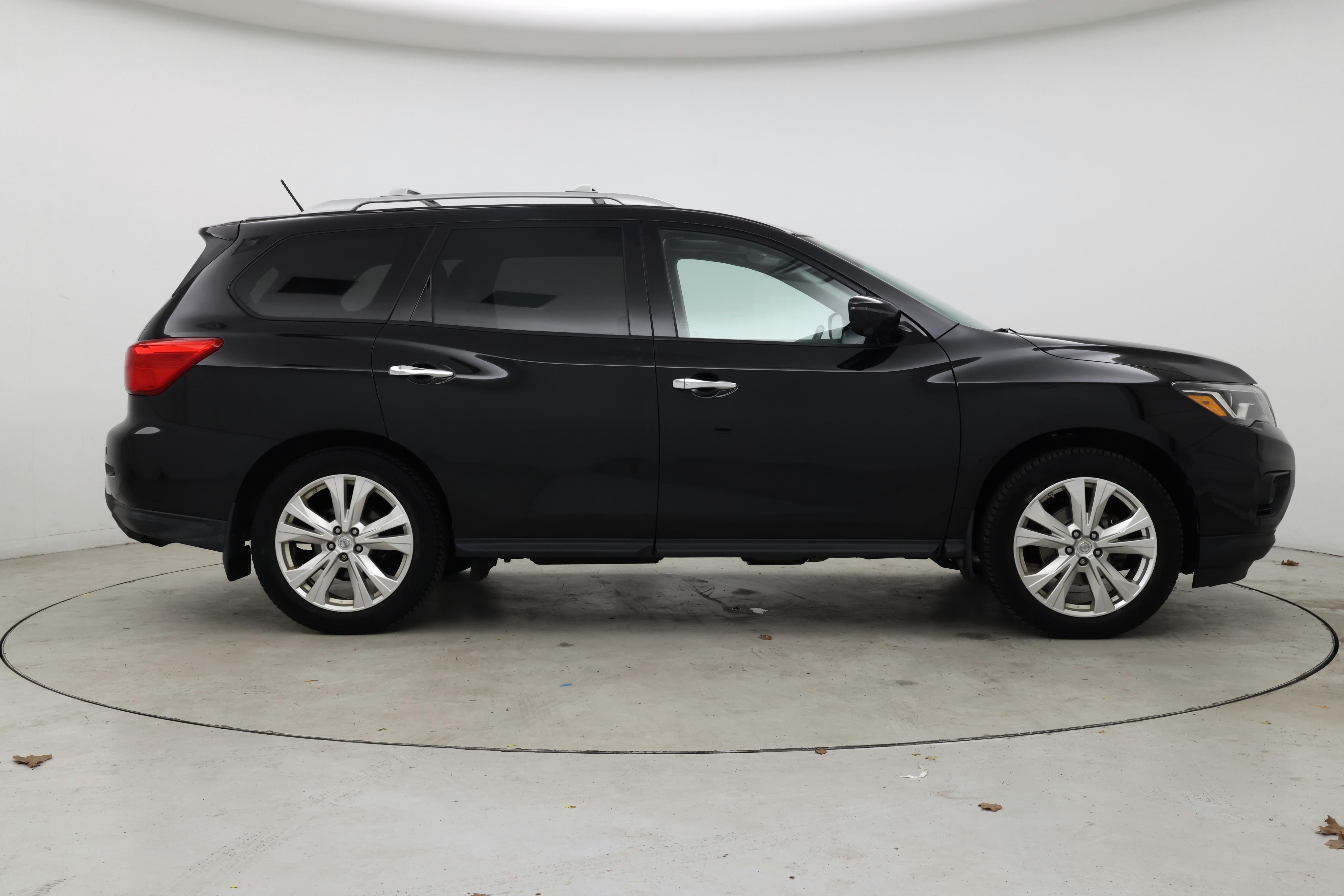 Thumbnail: 2018 Nissan Pathfinder - 7