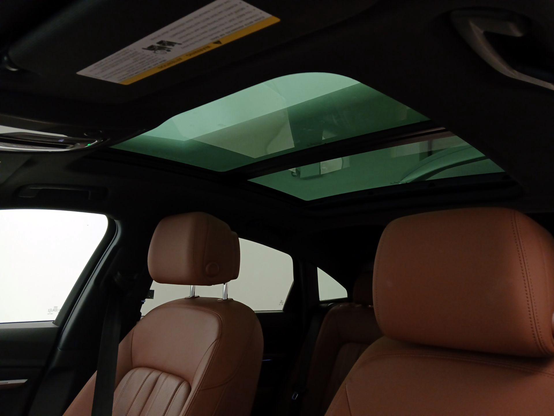 Thumbnail: 2021 Audi e-tron S - 20