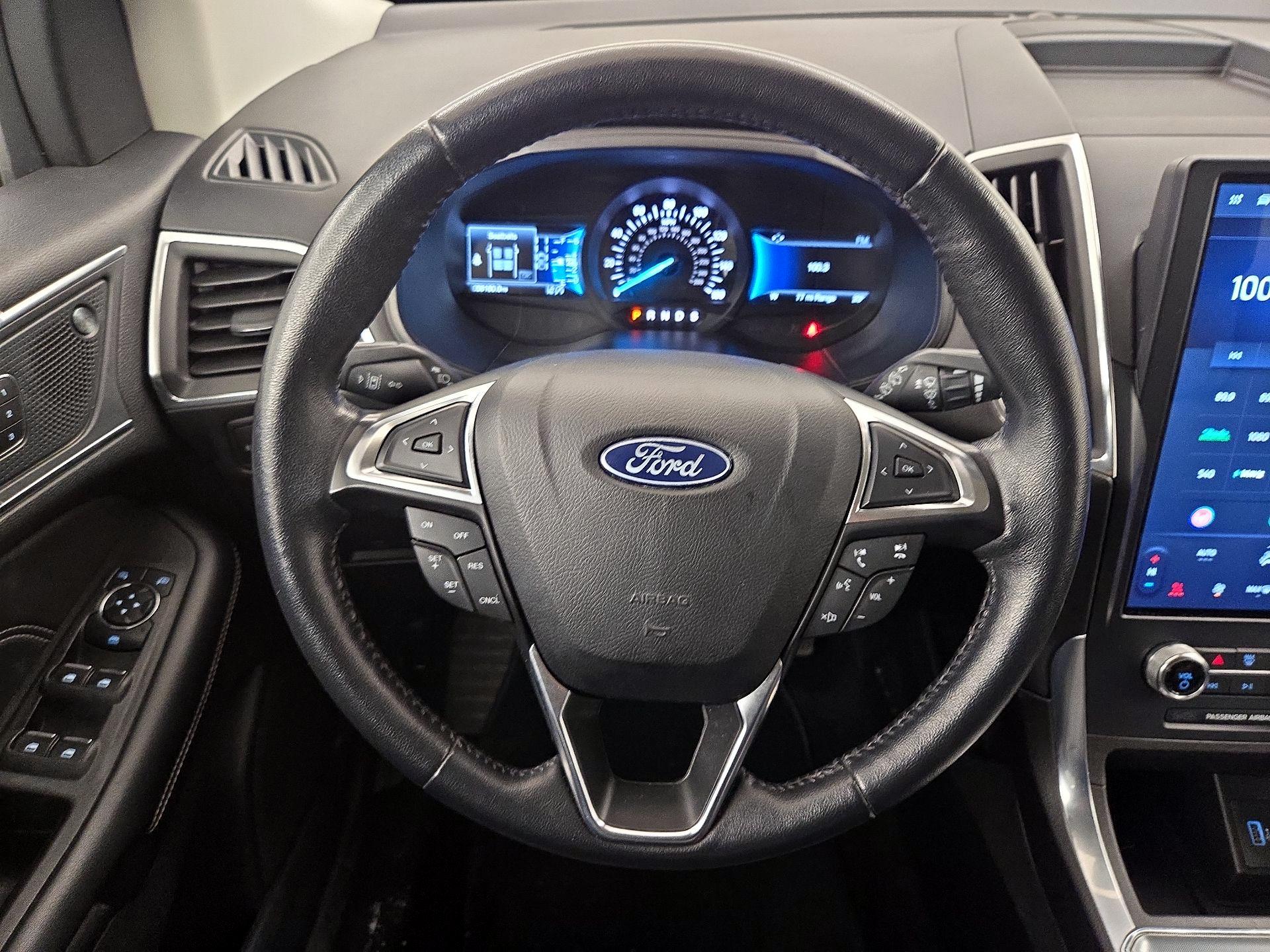 Thumbnail: 2023 Ford Edge - 10