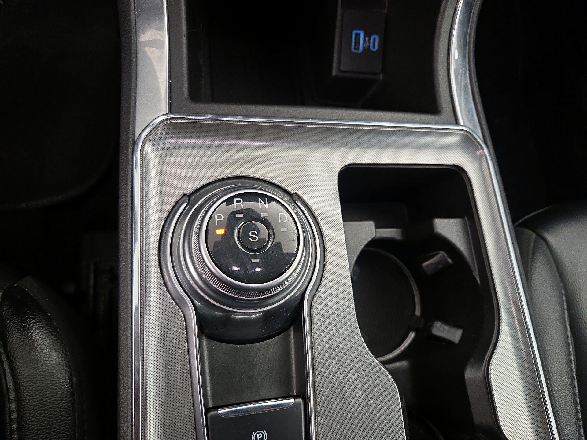 Thumbnail: 2023 Ford Edge - 17