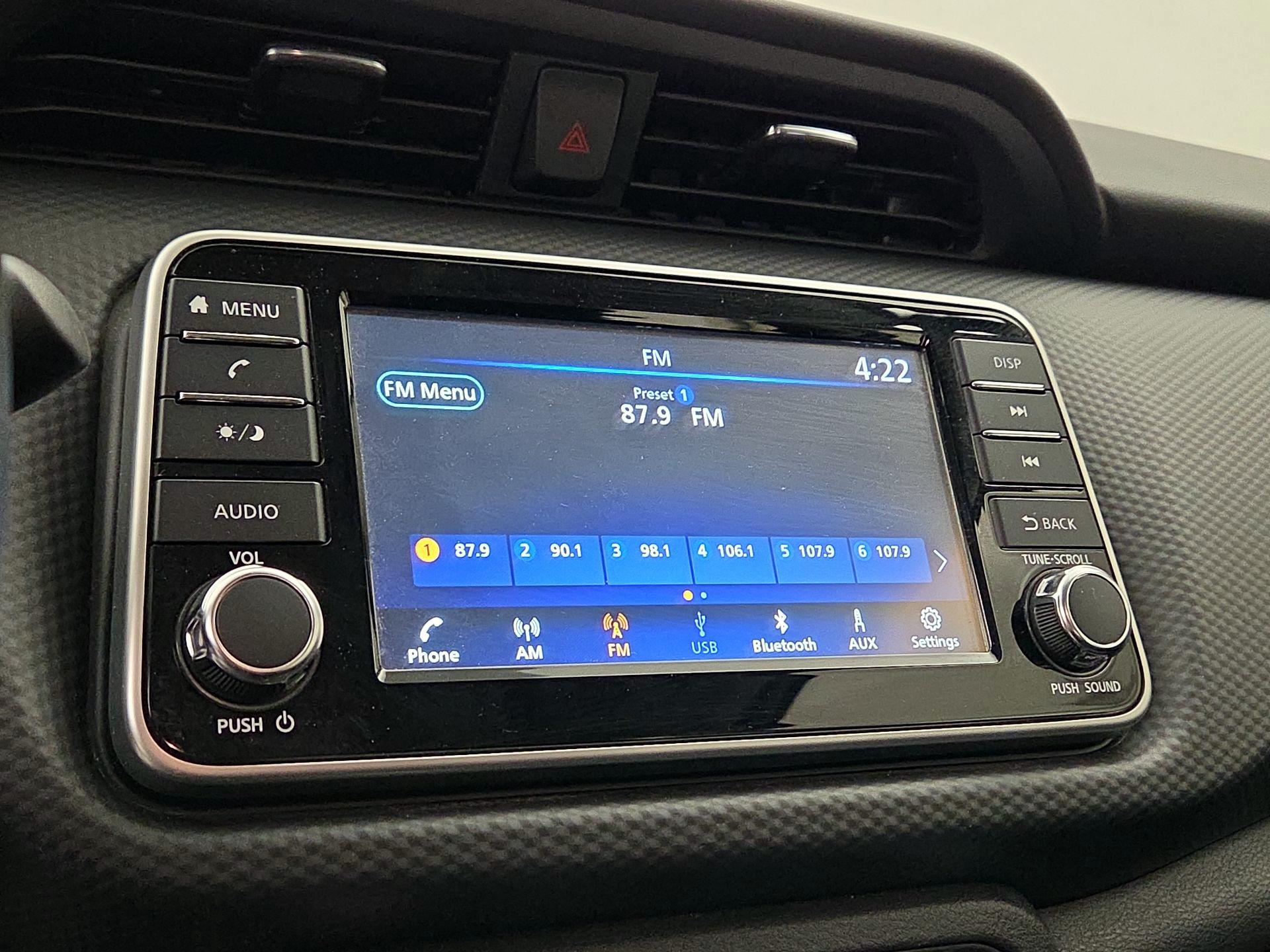 Thumbnail: 2022 Nissan Kicks - 15