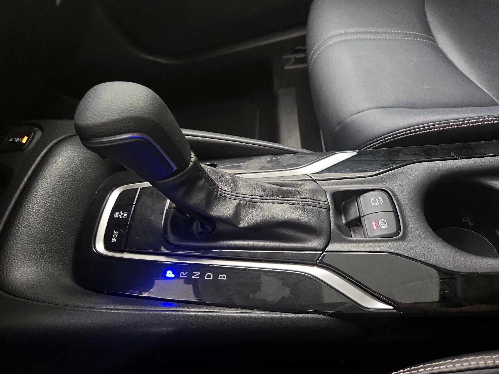 Thumbnail: 2022 Toyota Corolla - 18