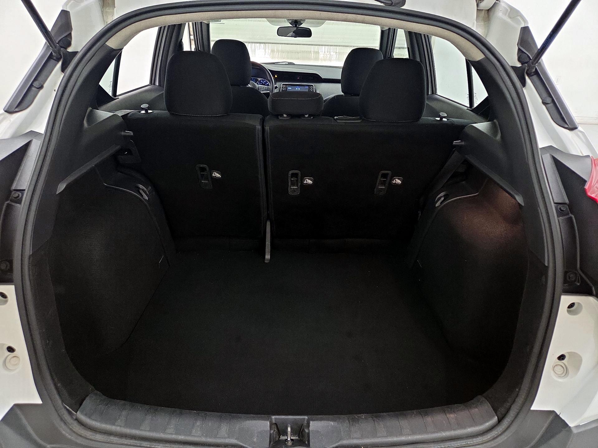 Thumbnail: 2020 Nissan Kicks - 20