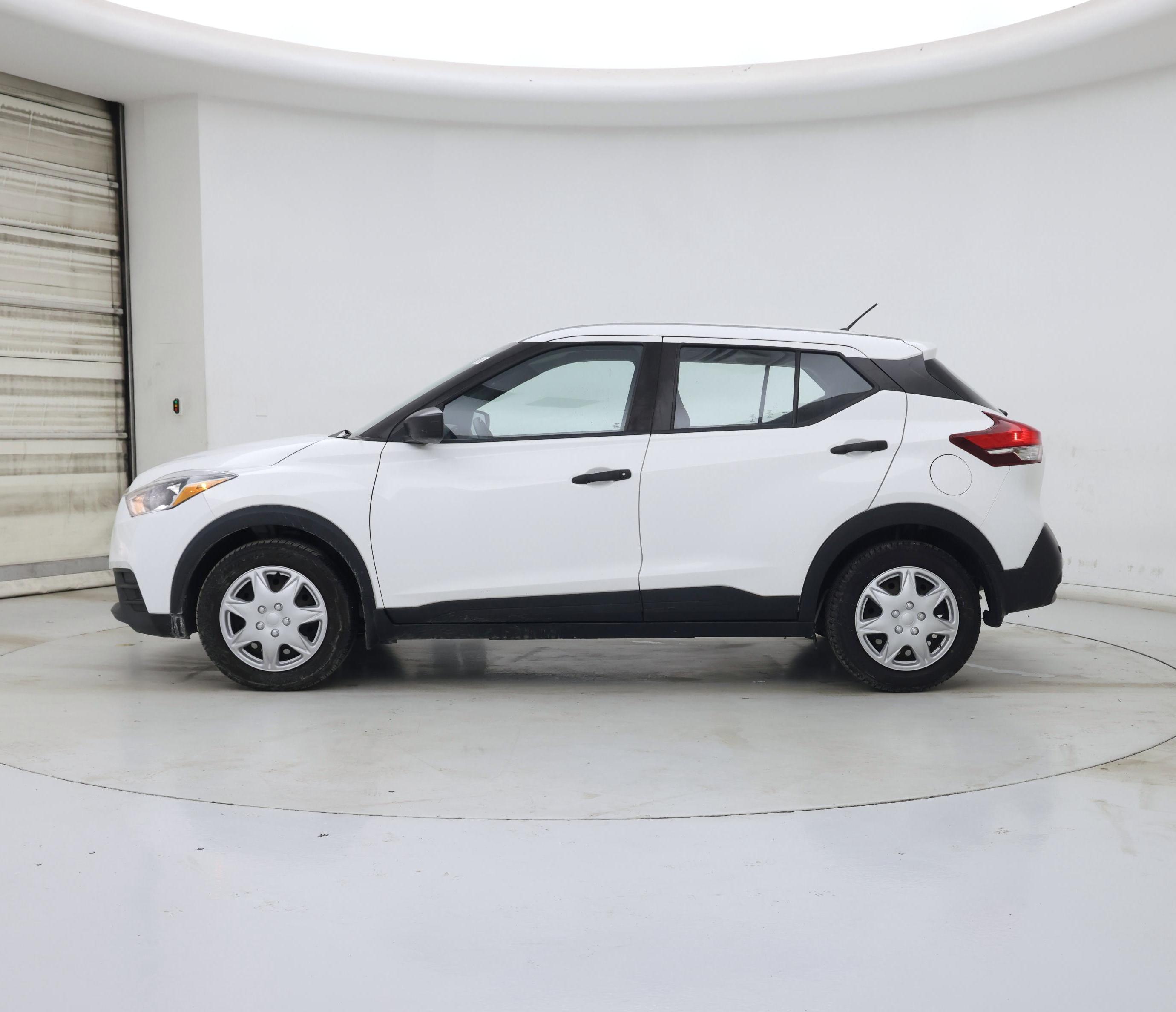 Thumbnail: 2020 Nissan Kicks - 3