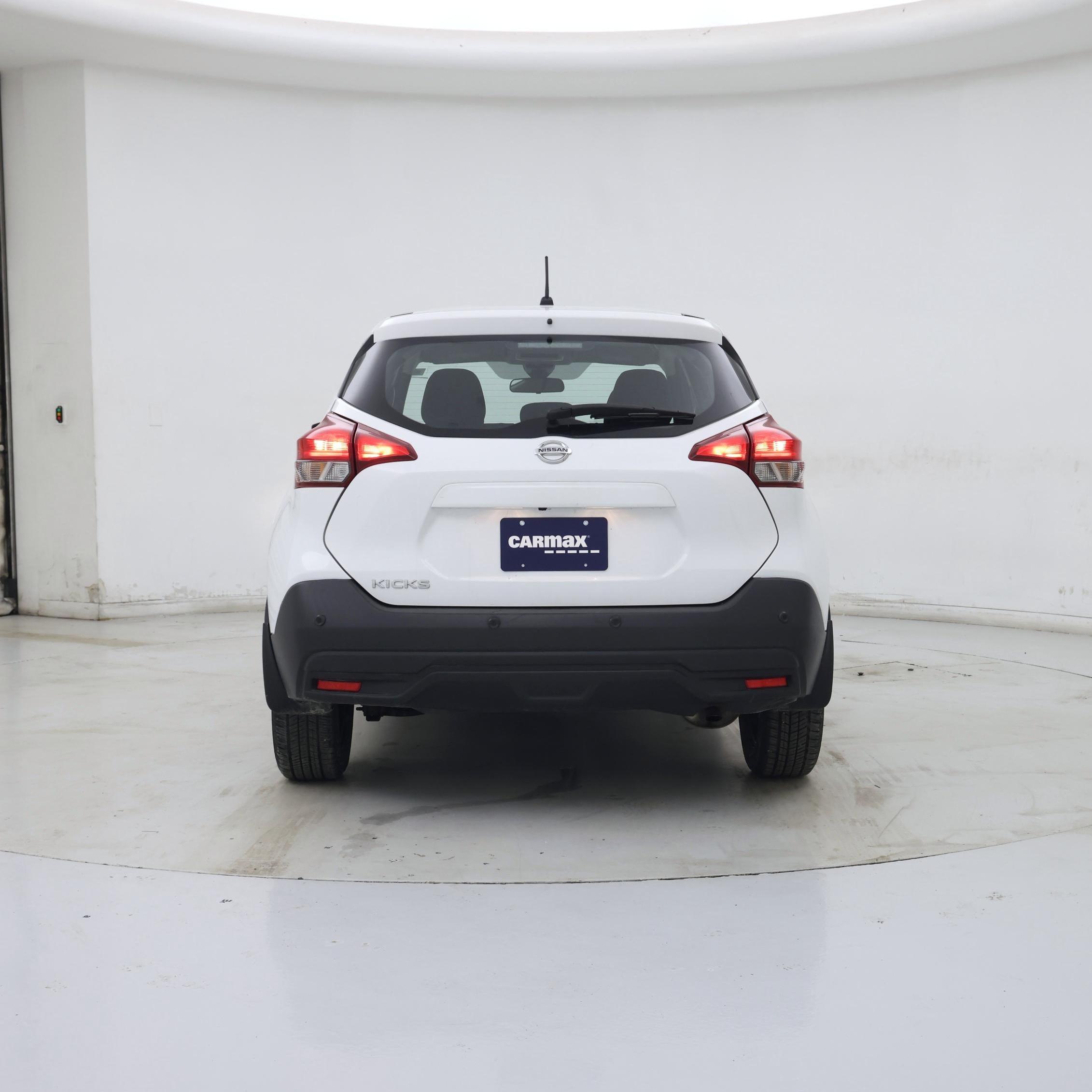 Thumbnail: 2020 Nissan Kicks - 6