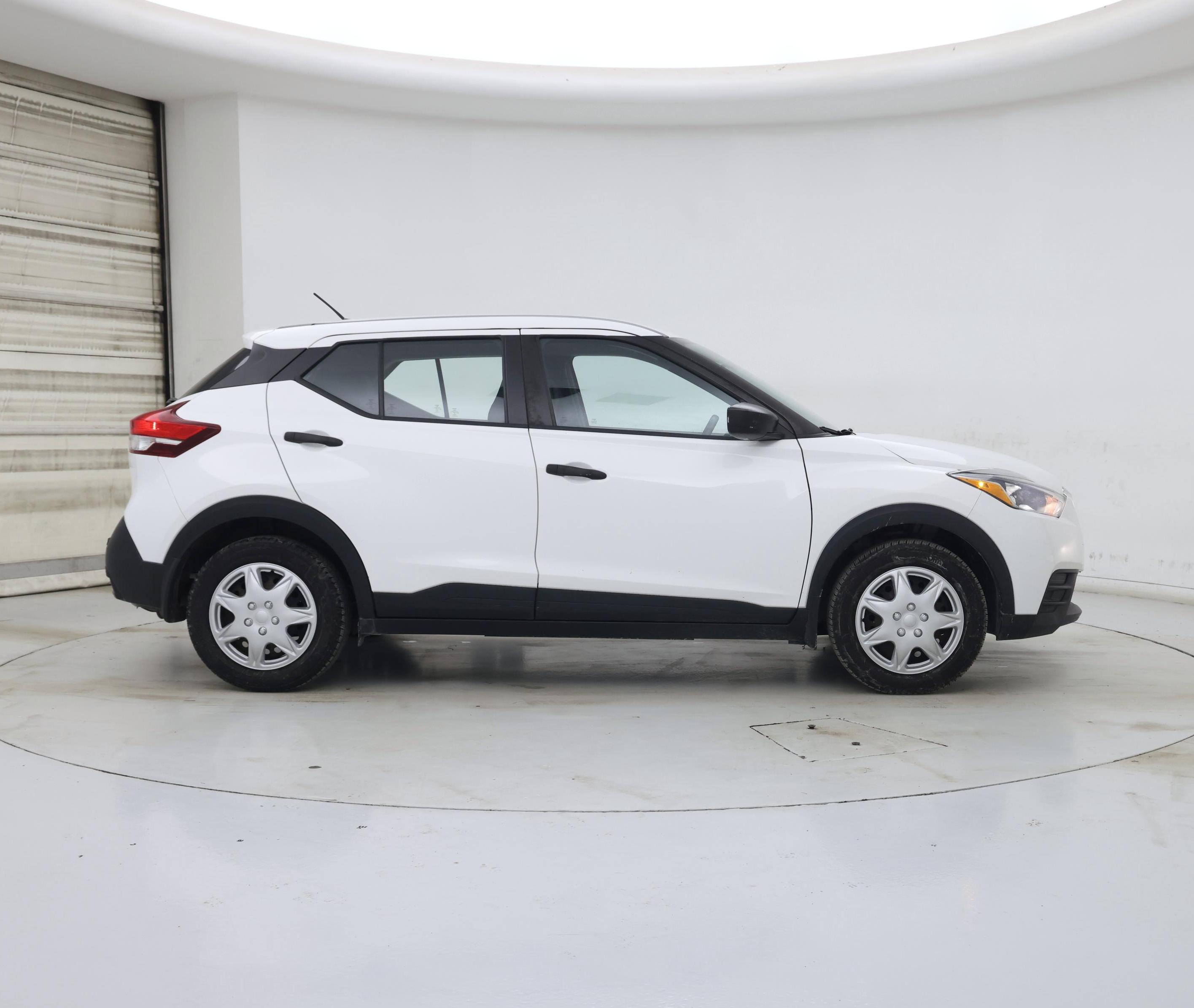 Thumbnail: 2020 Nissan Kicks - 7