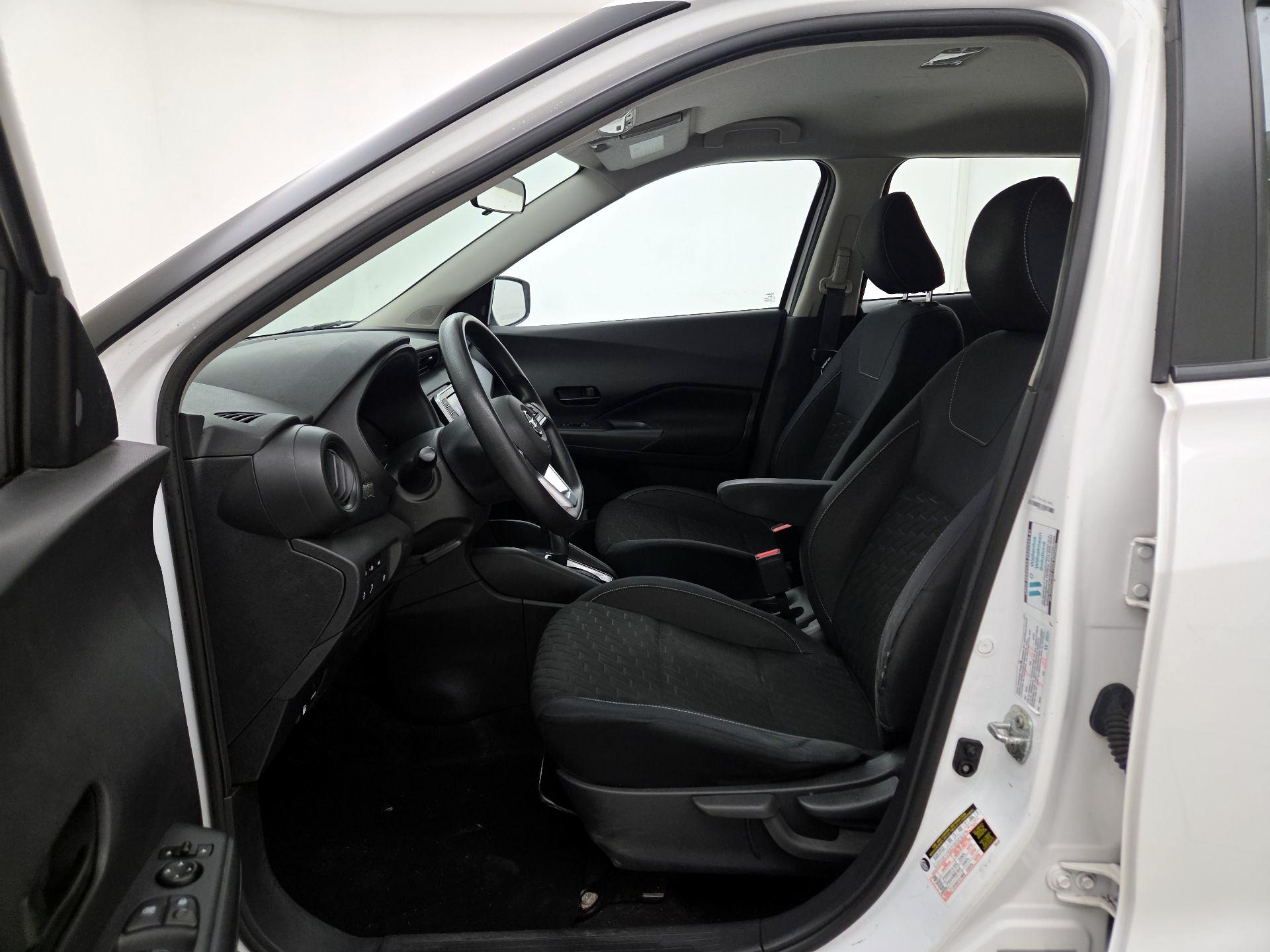 Thumbnail: 2021 Nissan Kicks - 11