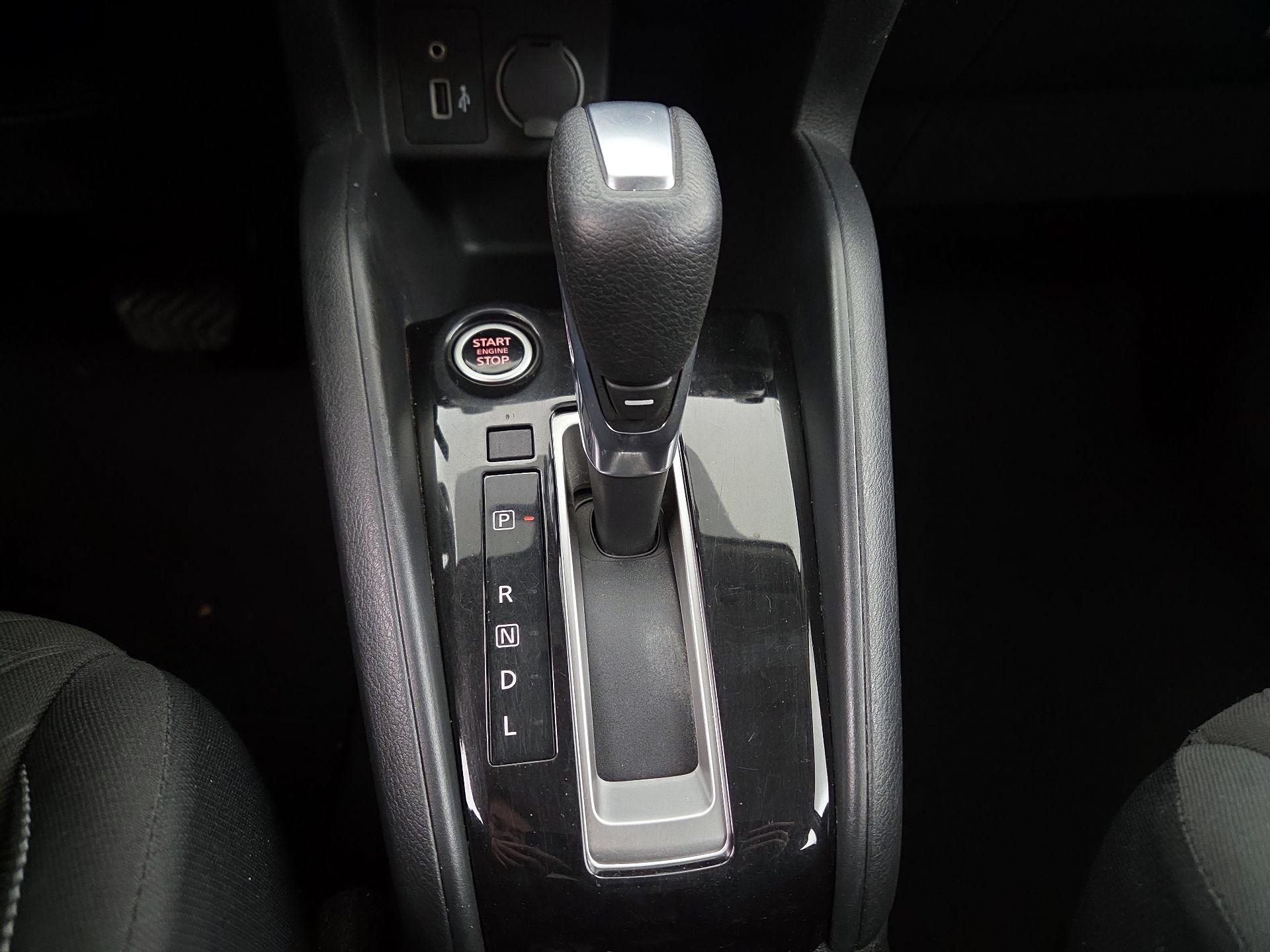 Thumbnail: 2021 Nissan Kicks - 17