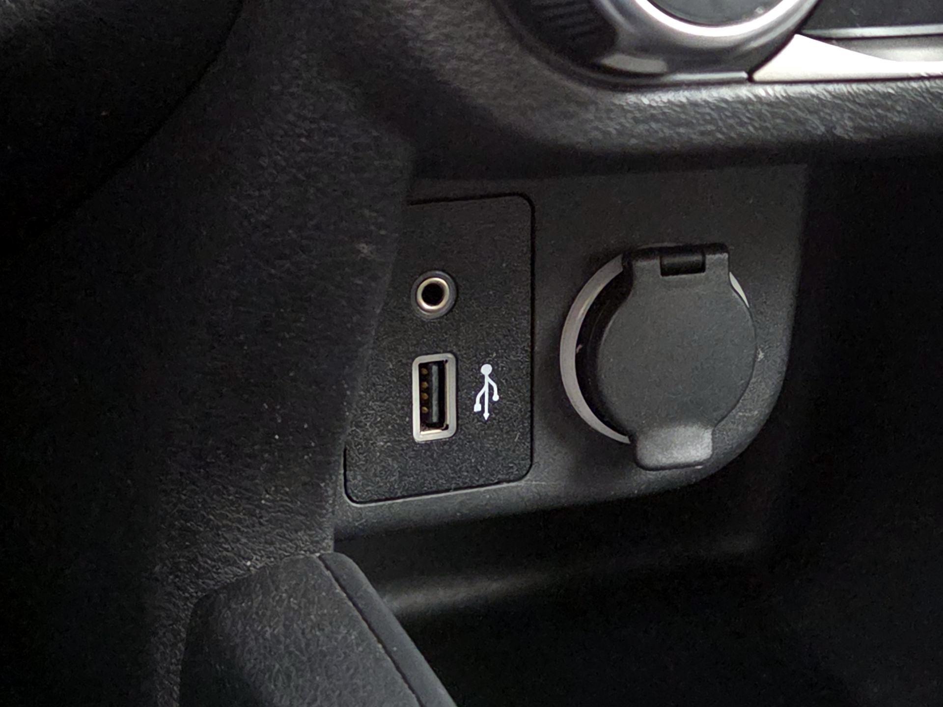 Thumbnail: 2021 Nissan Kicks - 18