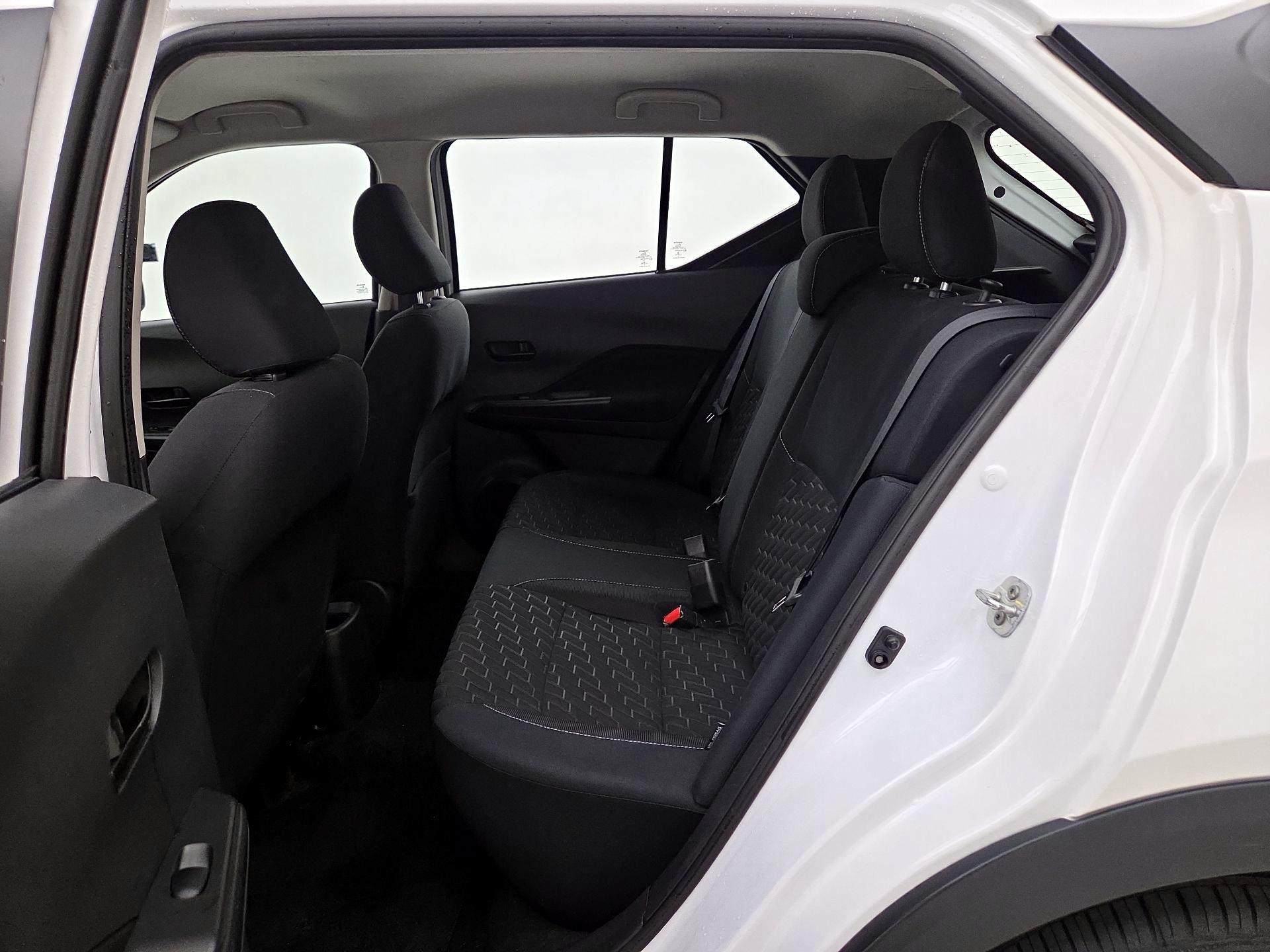 Thumbnail: 2021 Nissan Kicks - 19