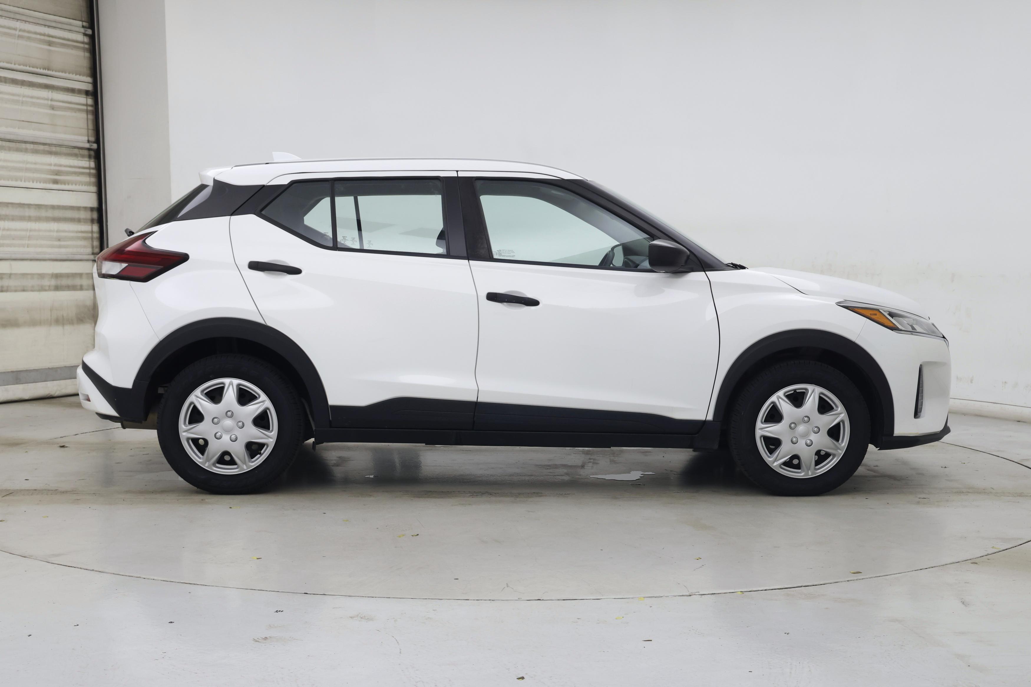 Thumbnail: 2021 Nissan Kicks - 7