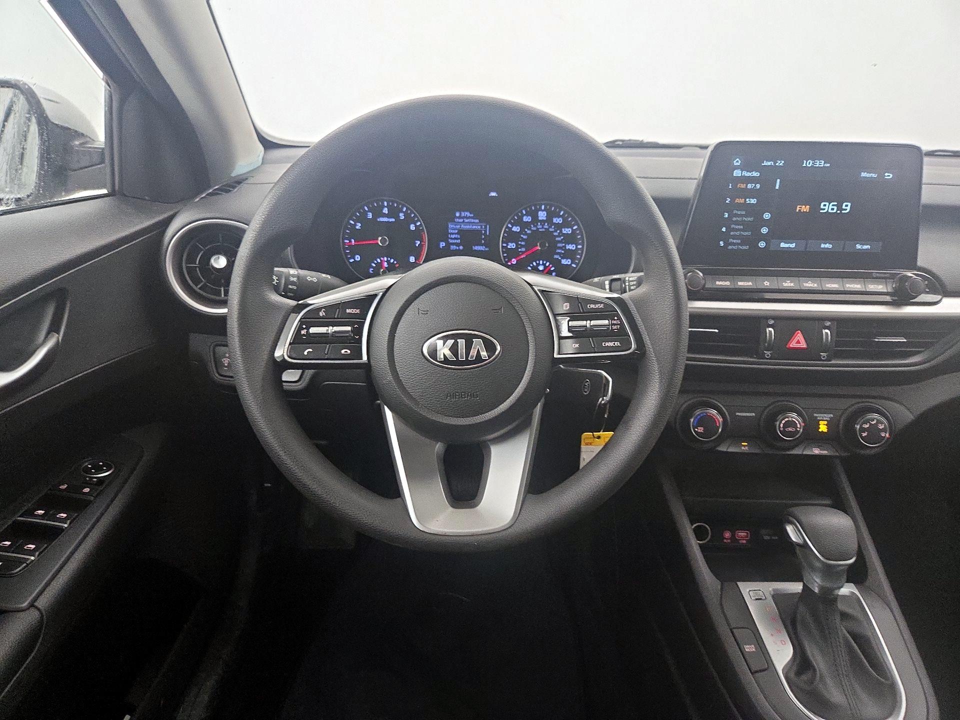 Thumbnail: 2020 Kia Forte - 10