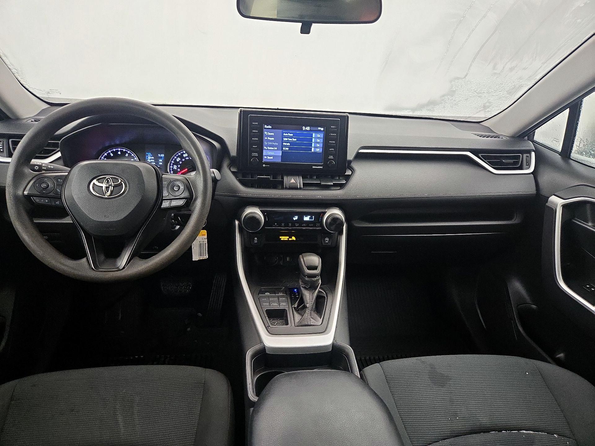 Thumbnail: 2021 Toyota RAV4 - 9