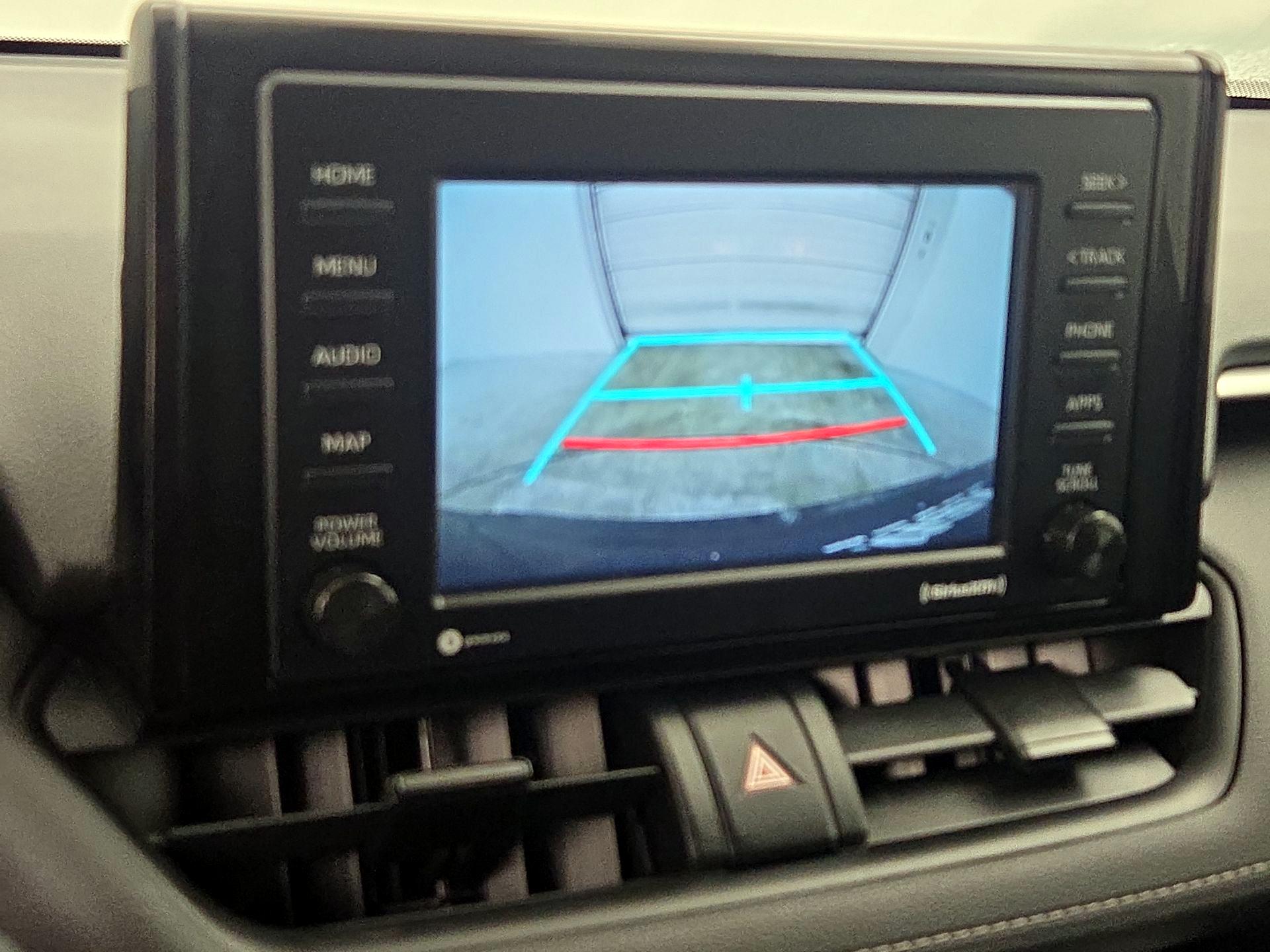 Thumbnail: 2021 Toyota RAV4 - 14