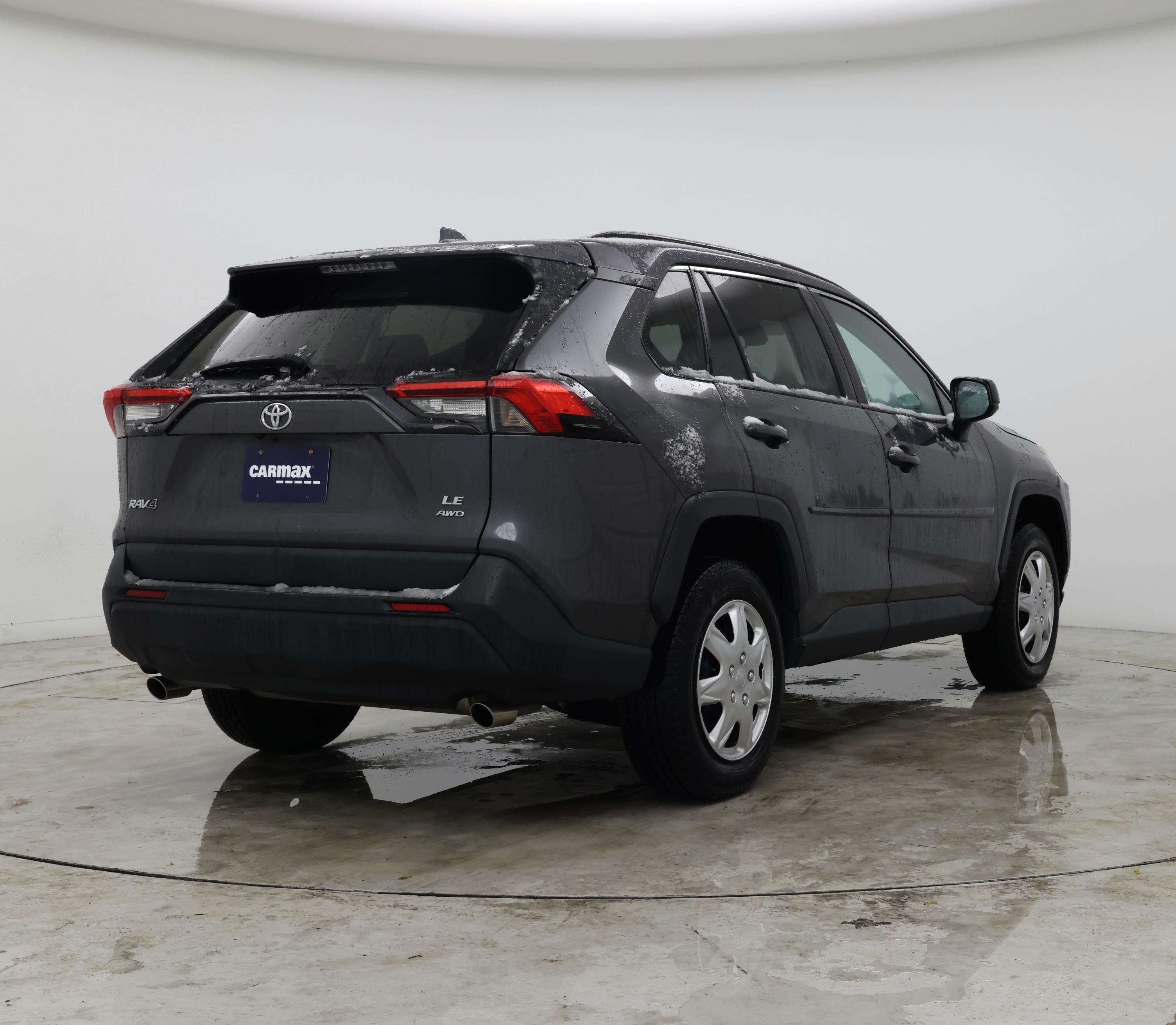 Thumbnail: 2021 Toyota RAV4 - 8