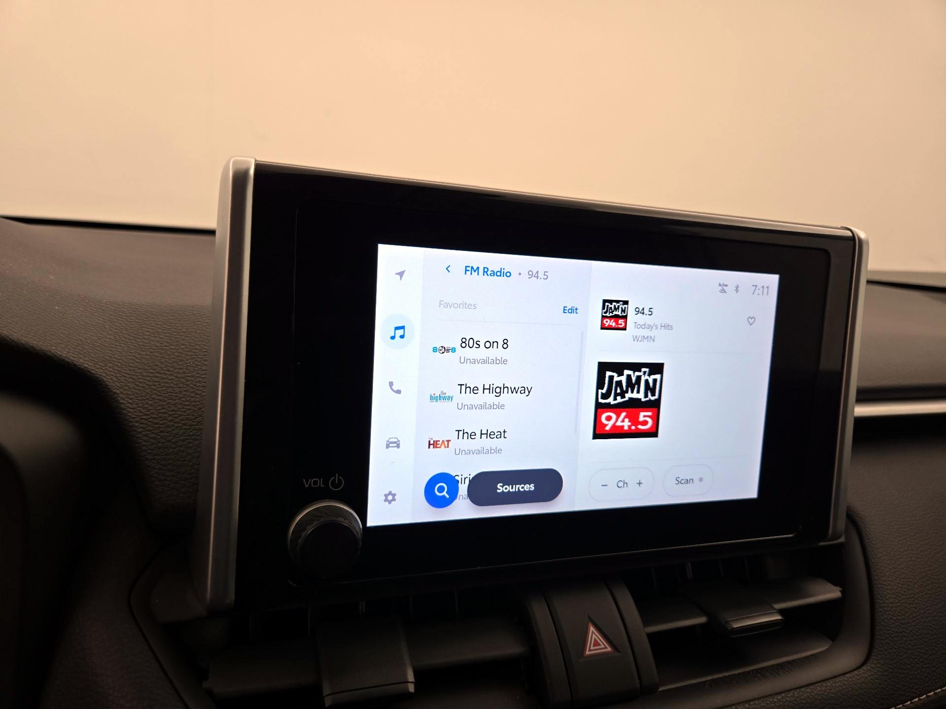 Thumbnail: 2023 Toyota RAV4 - 15