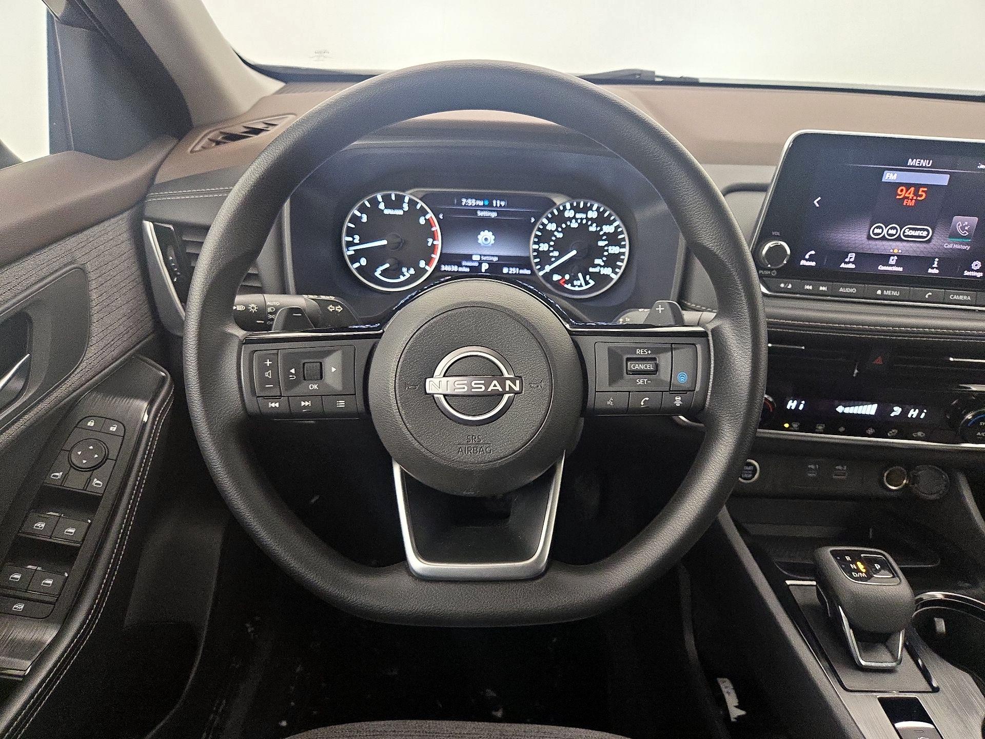 Thumbnail: 2022 Nissan Rogue - 10