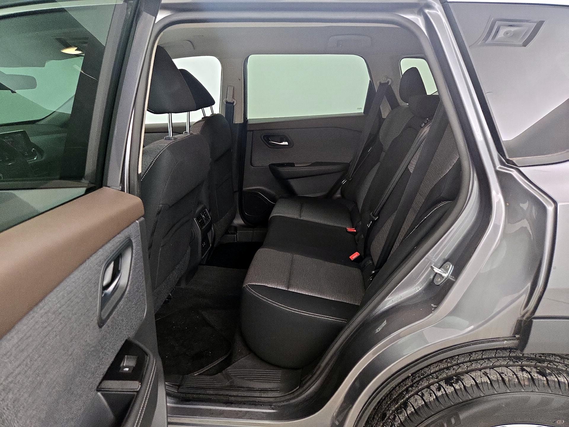 Thumbnail: 2022 Nissan Rogue - 20