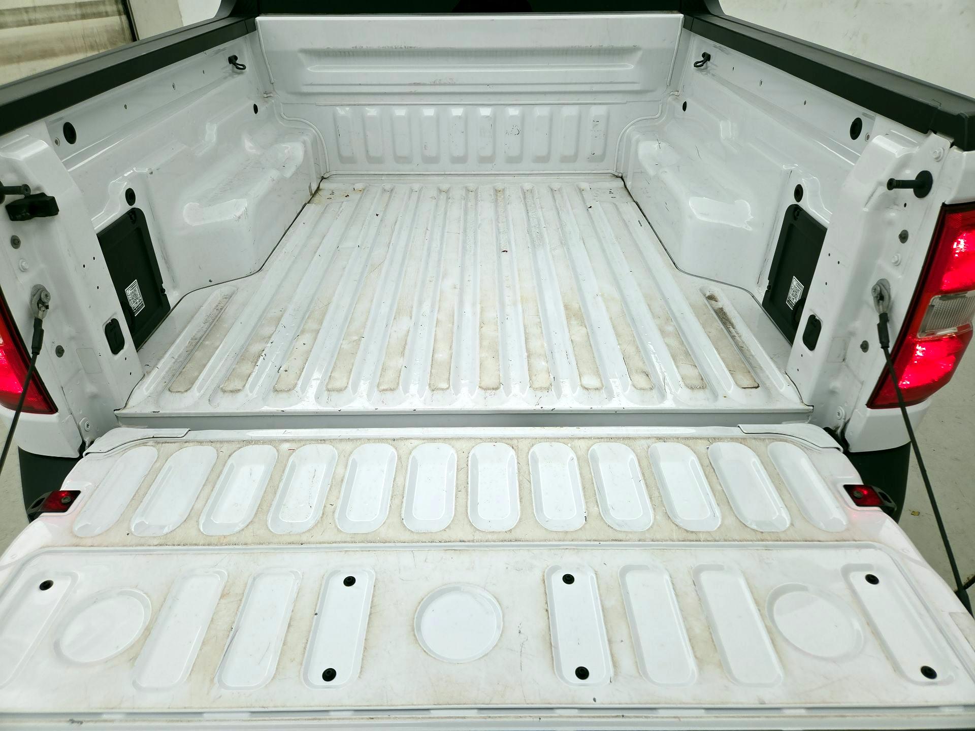 Thumbnail: 2022 Ford Maverick - 20