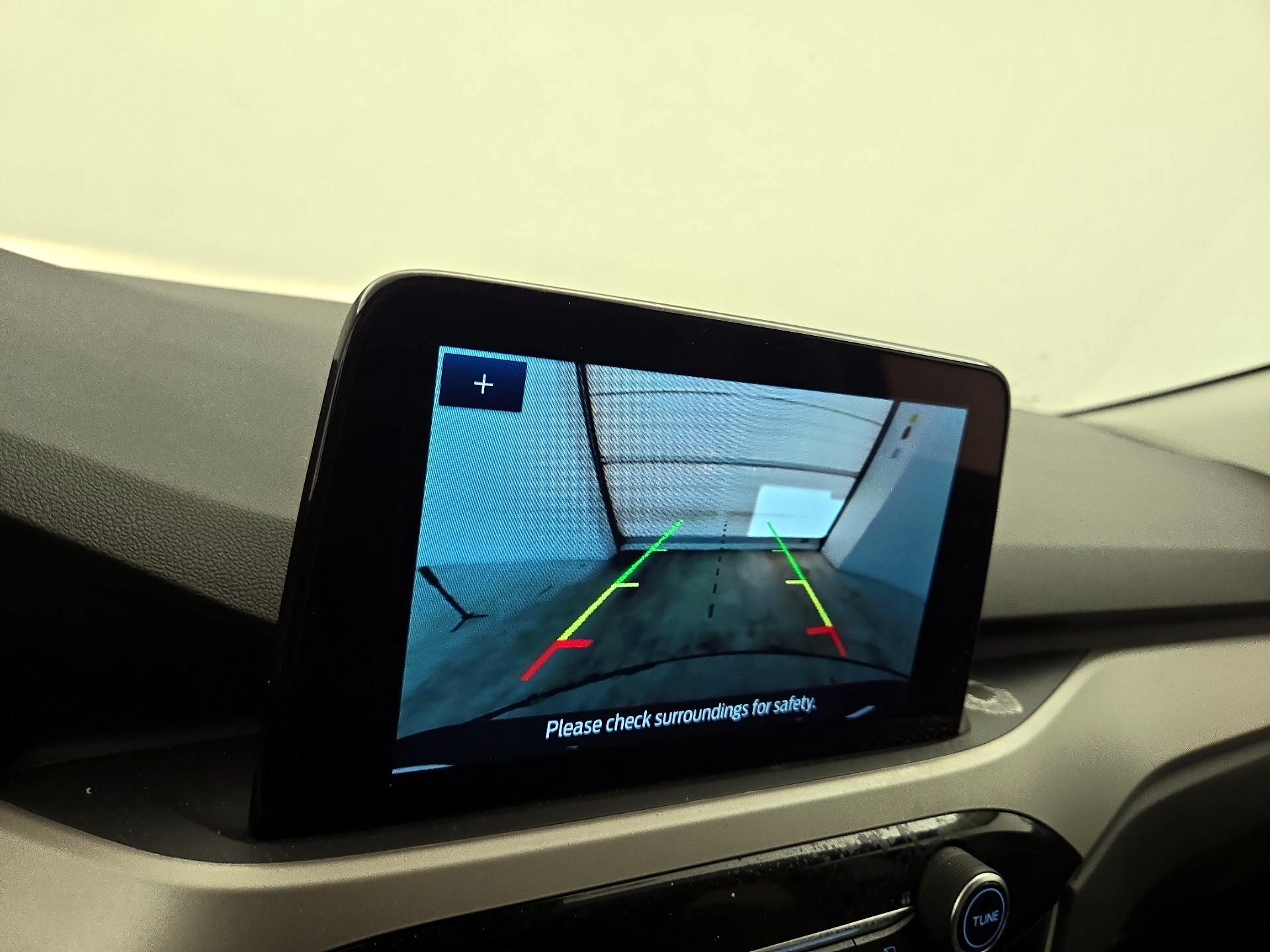 Thumbnail: 2022 Ford Escape - 14