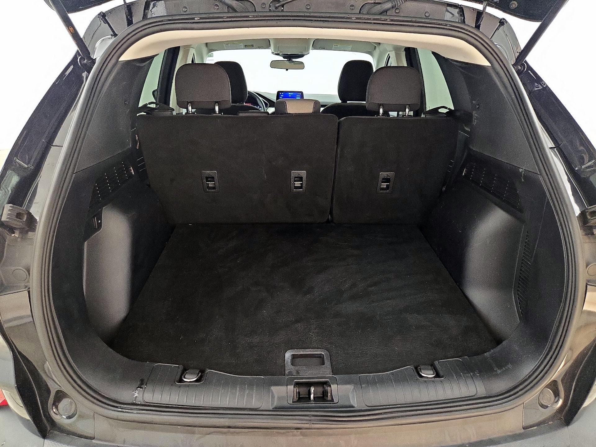 Thumbnail: 2022 Ford Escape - 20