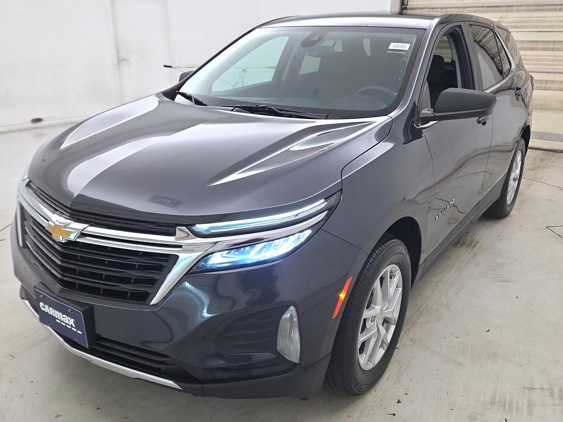 Thumbnail: 2022 Chevrolet Equinox - 3