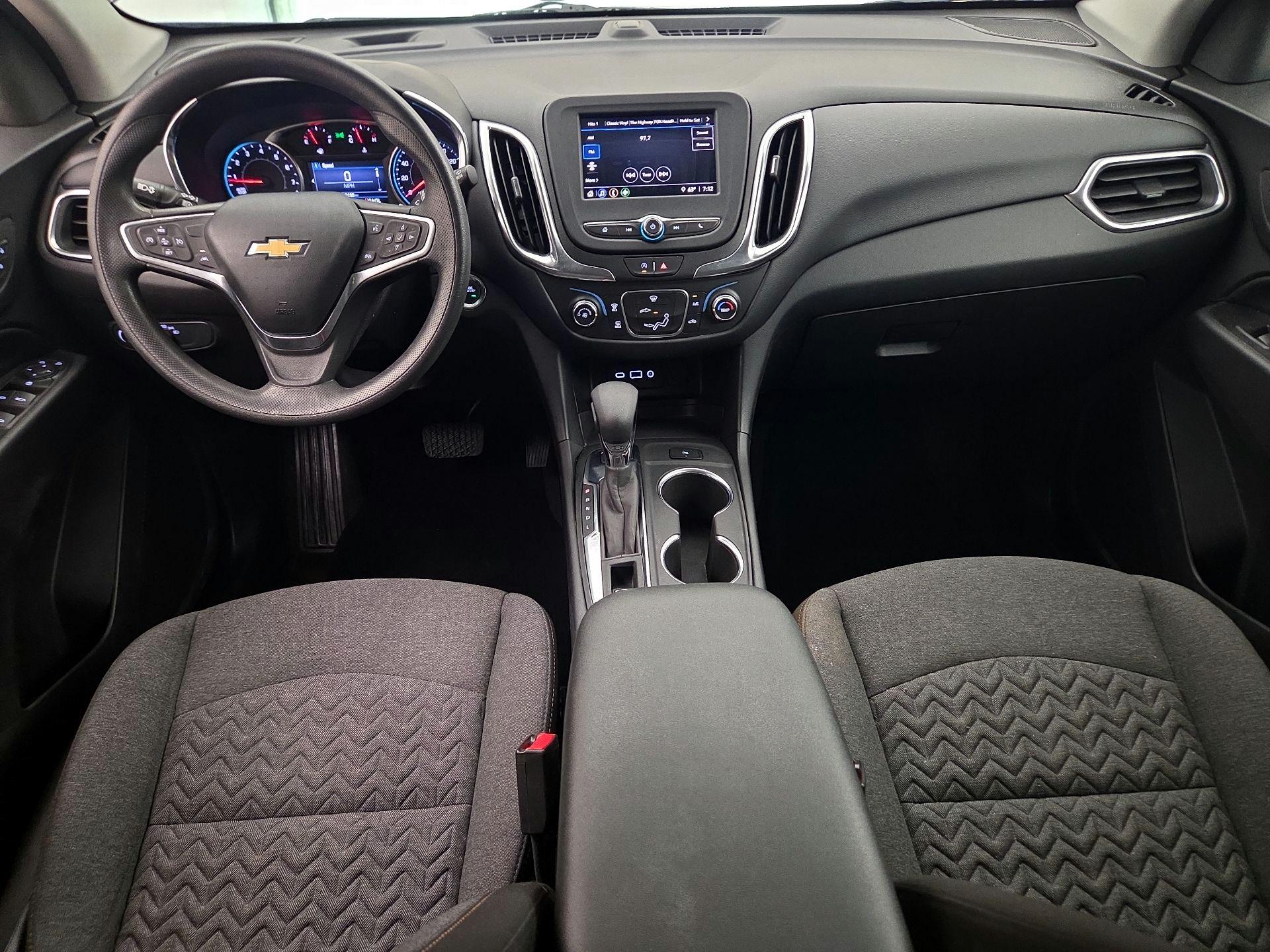 Thumbnail: 2022 Chevrolet Equinox - 8