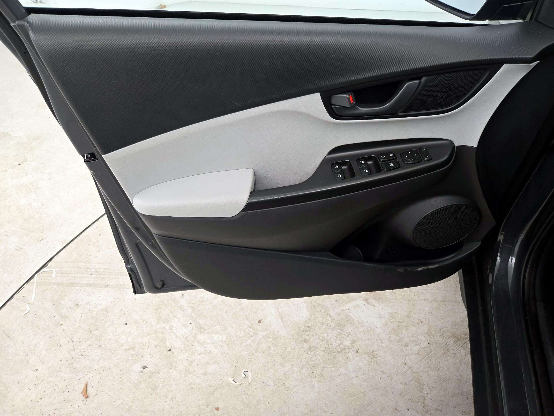 Thumbnail: 2023 Hyundai Kona - 12