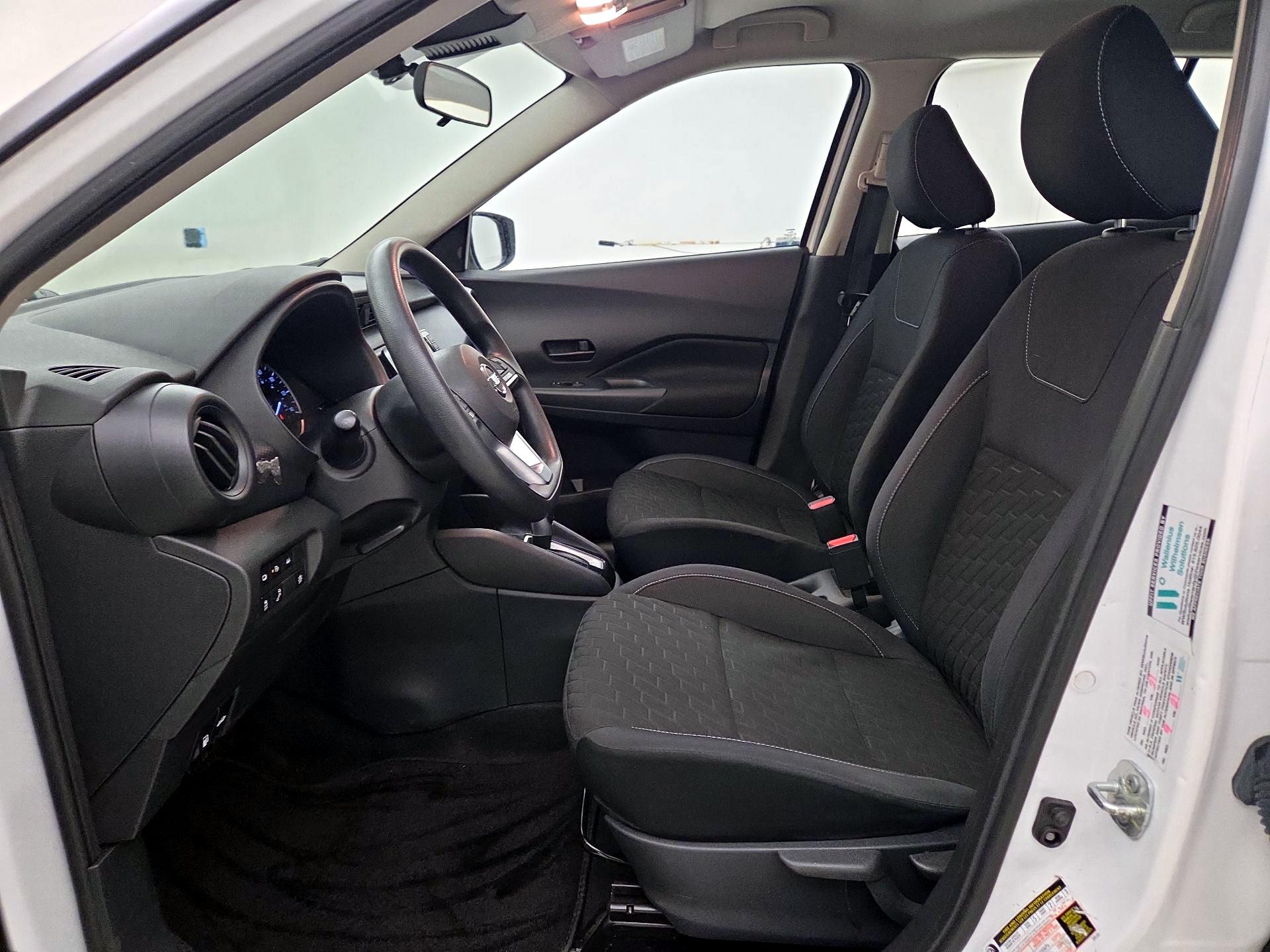 Thumbnail: 2021 Nissan Kicks - 11