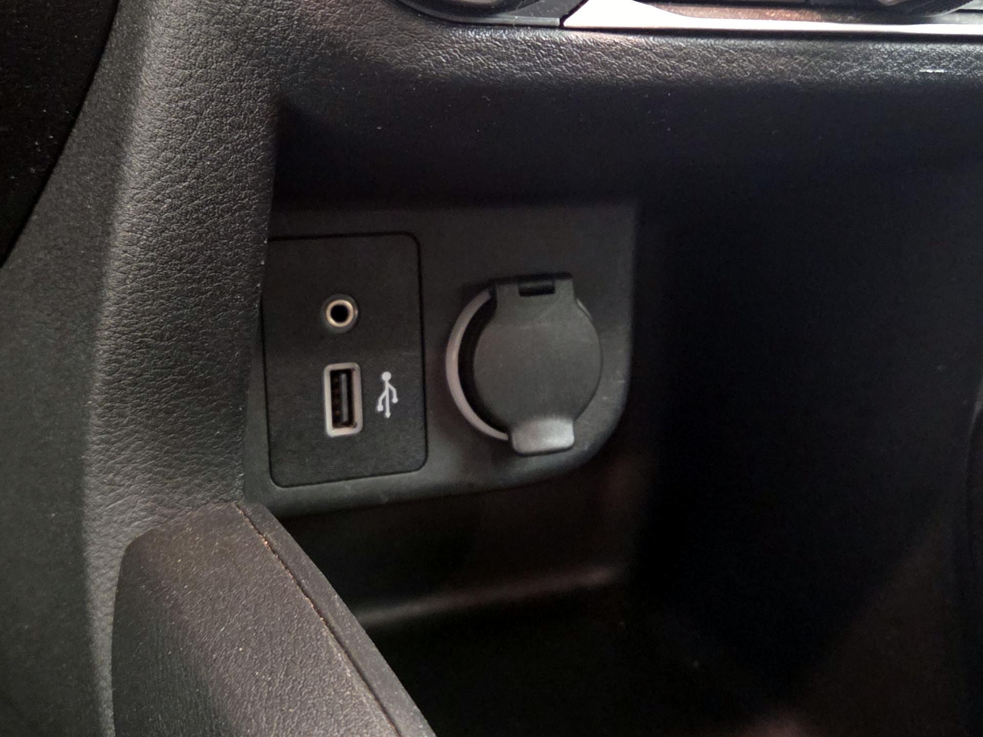 Thumbnail: 2021 Nissan Kicks - 18