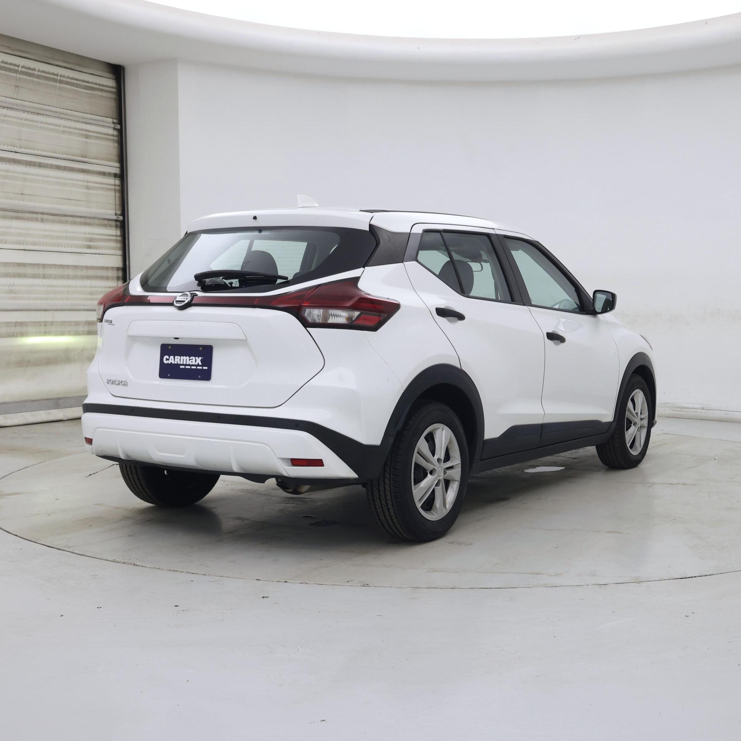 Thumbnail: 2021 Nissan Kicks - 8