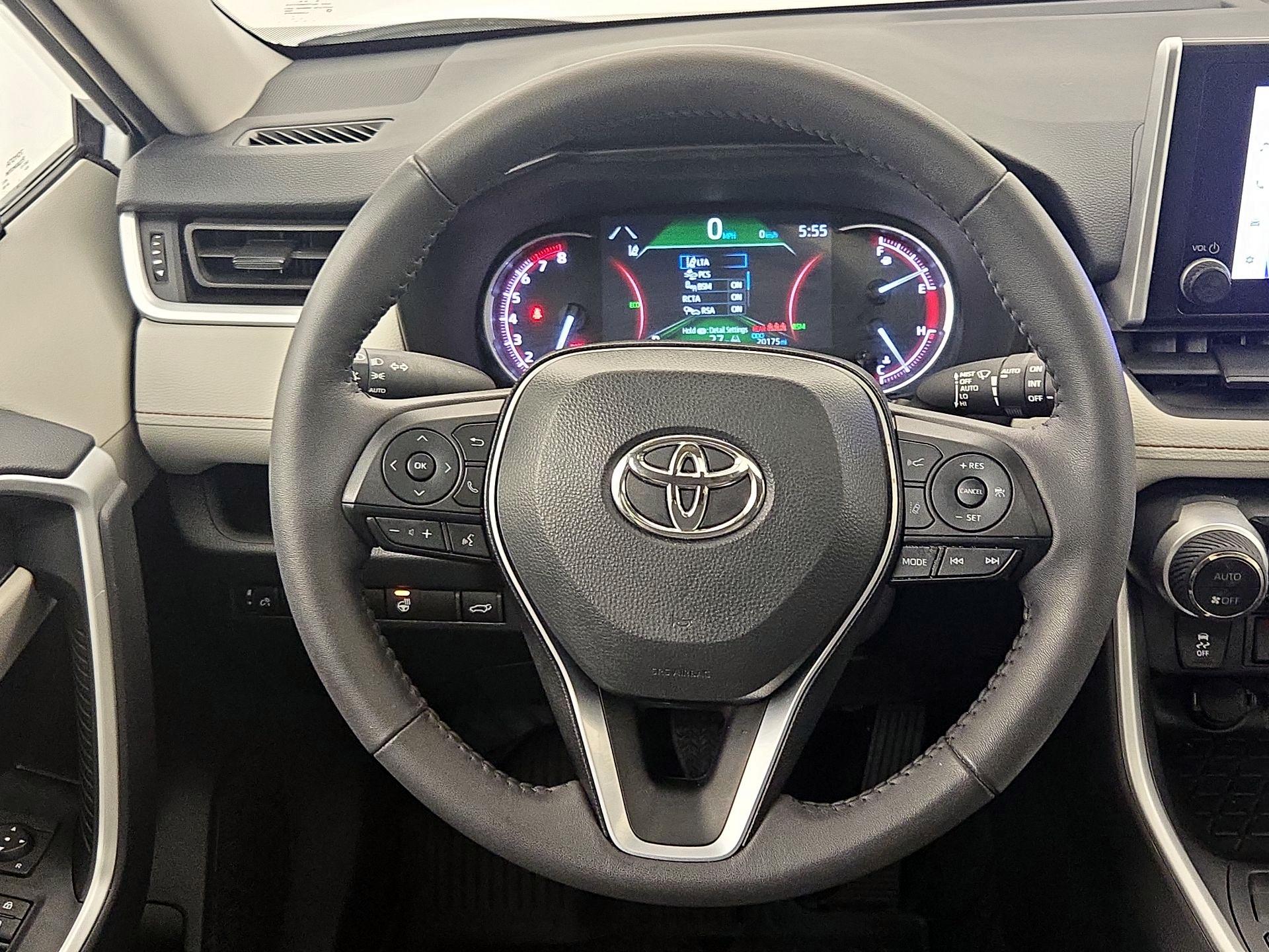 Thumbnail: 2024 Toyota RAV4 - 10