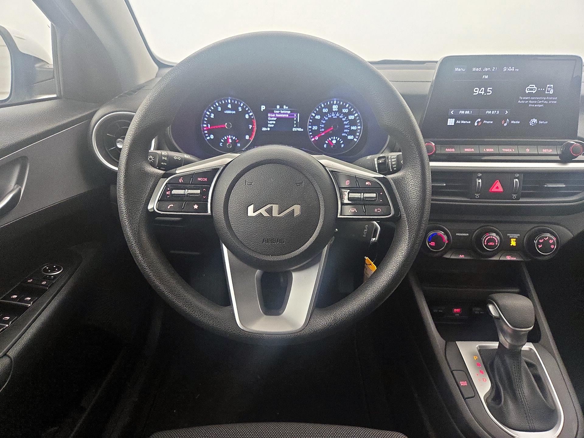 Thumbnail: 2023 Kia Forte - 10