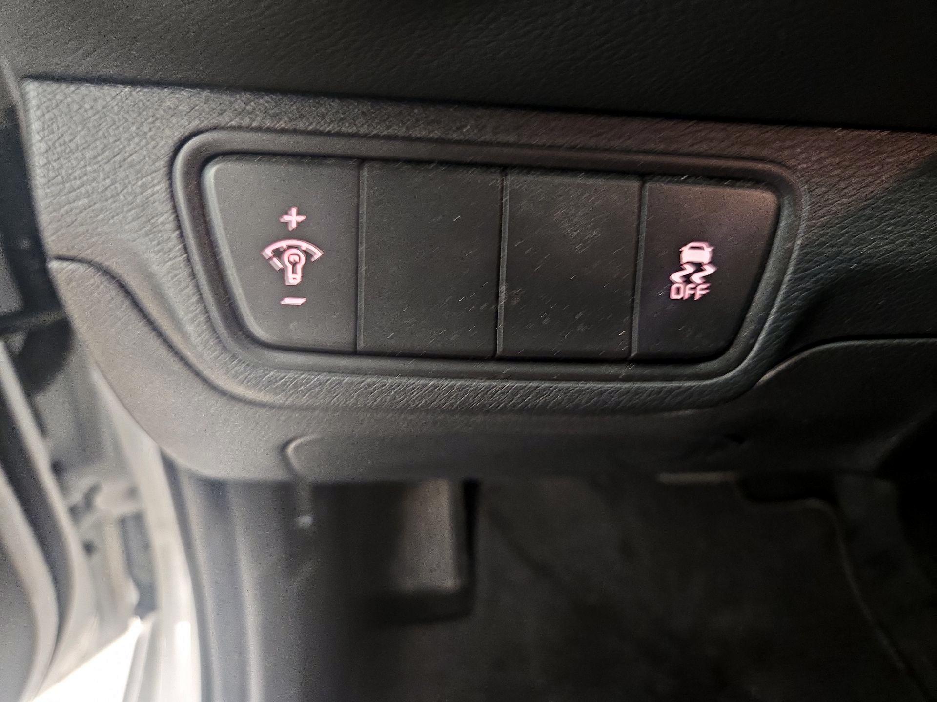 Thumbnail: 2023 Kia Forte - 13