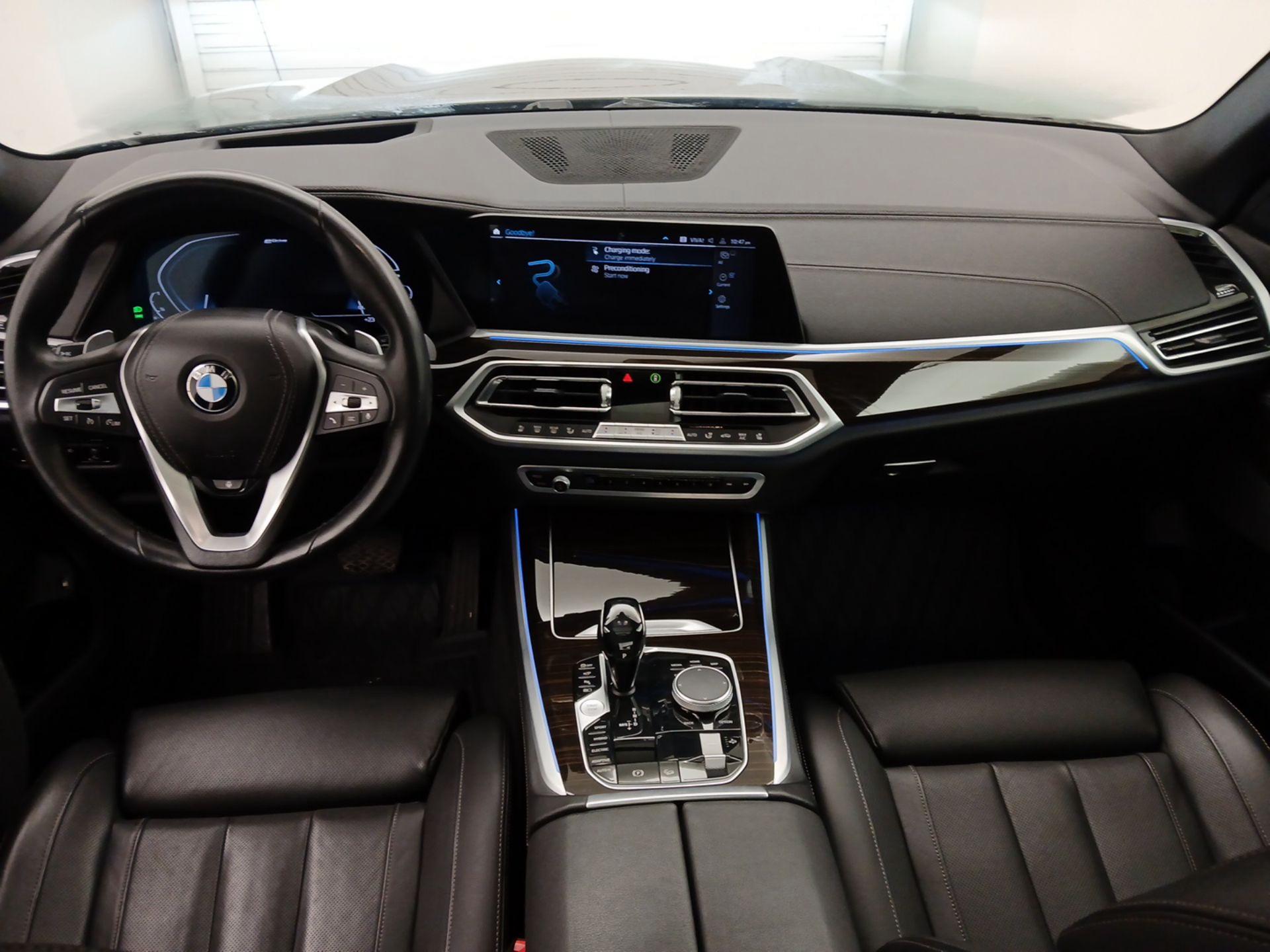 Thumbnail: 2021 BMW X5 - 9