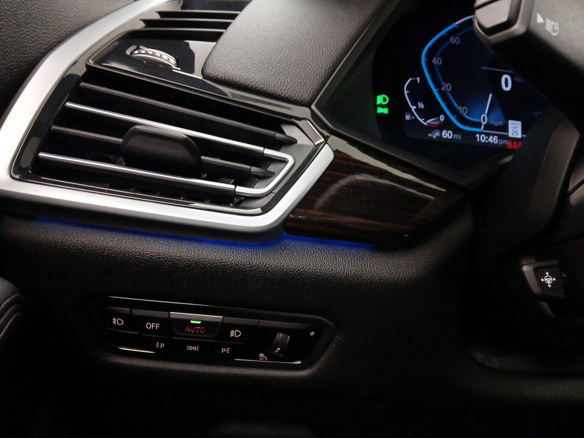 Thumbnail: 2021 BMW X5 - 13