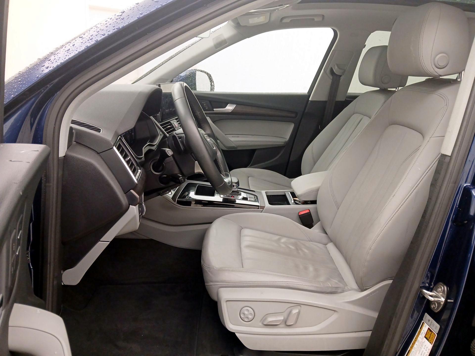 Thumbnail: 2022 Audi Q5 - 11