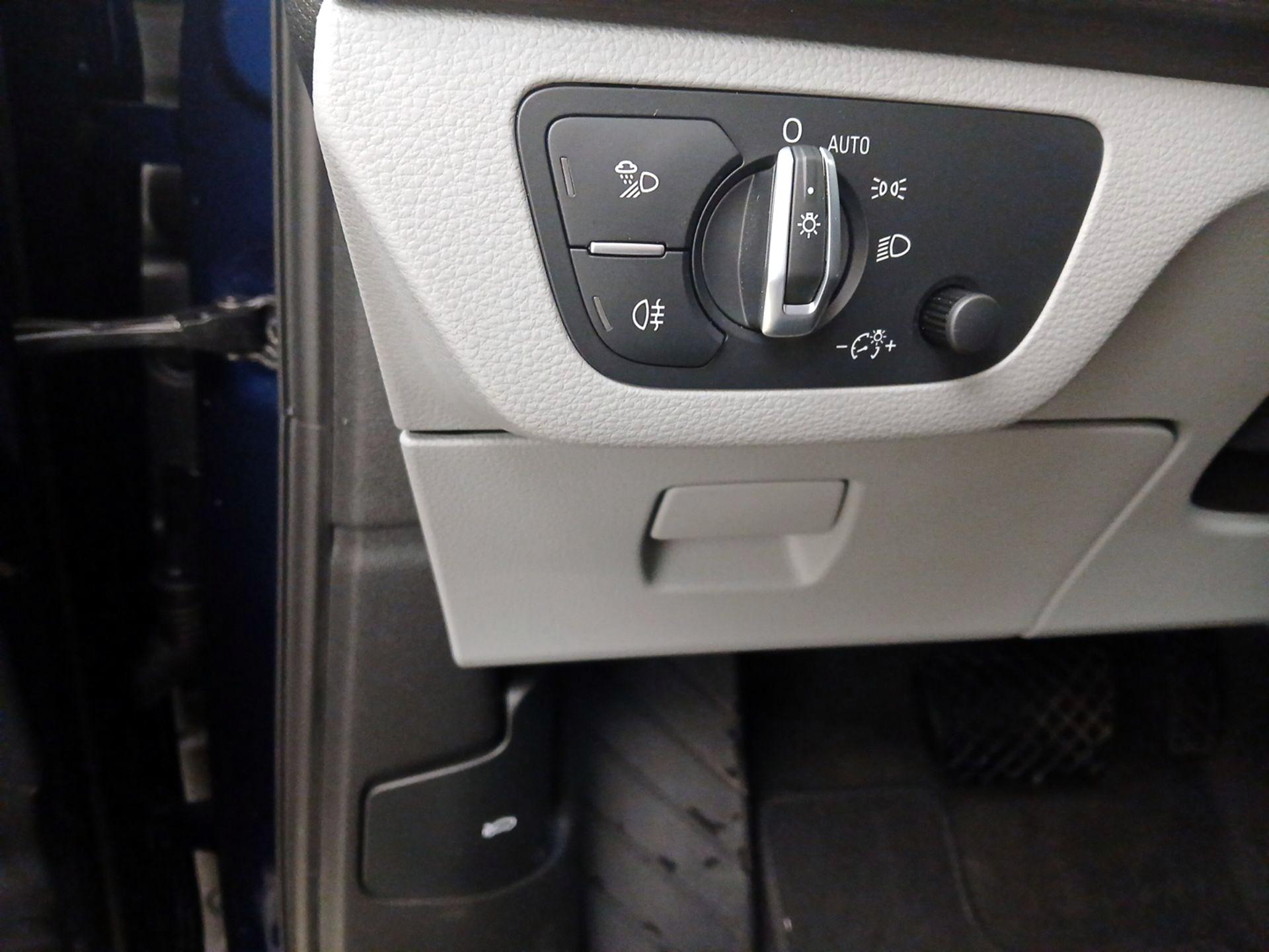 Thumbnail: 2022 Audi Q5 - 13