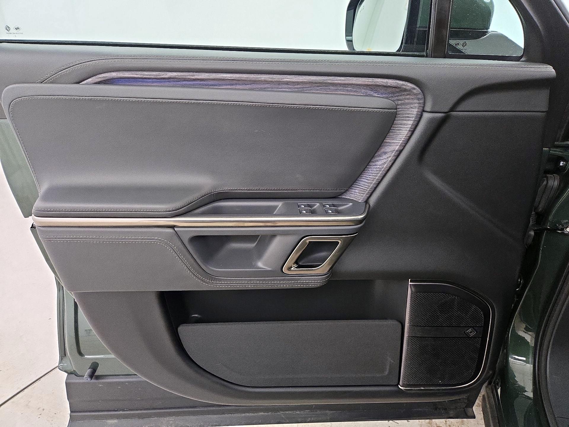 Thumbnail: 2024 Rivian R1S - 12